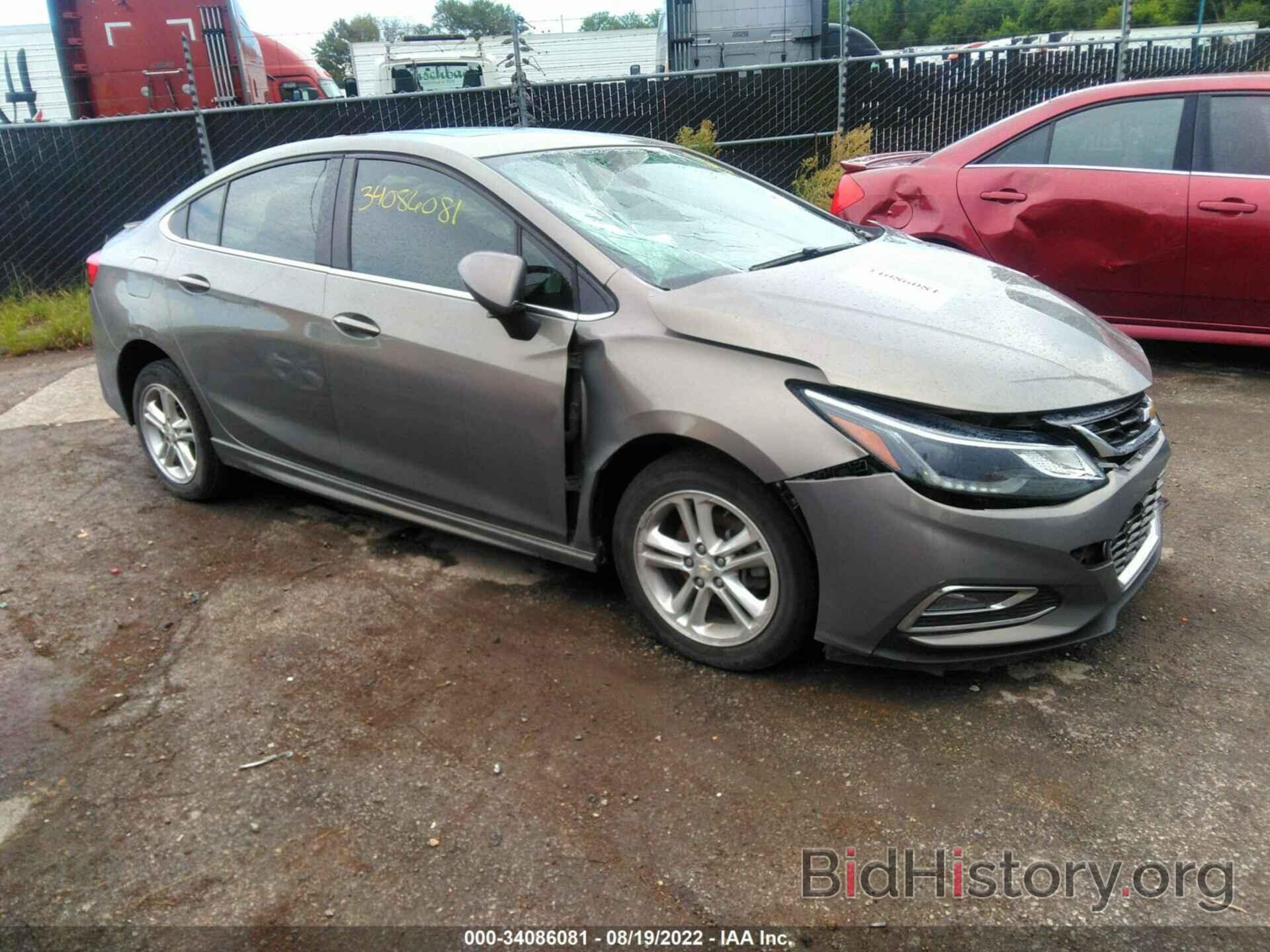 Photo 1G1BE5SM7H7227396 - CHEVROLET CRUZE 2017