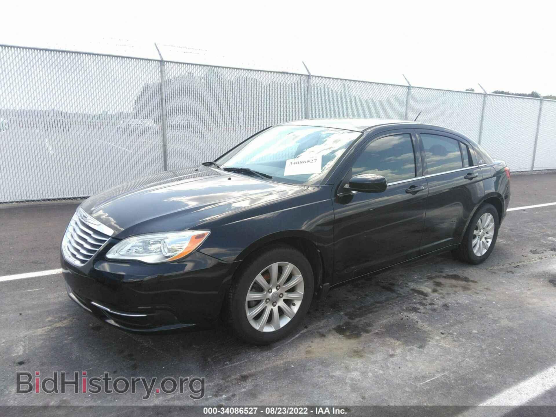 2013 CHRYSLER 200 - VIN: 1C3CCBBB6DN672351 - Photo 2