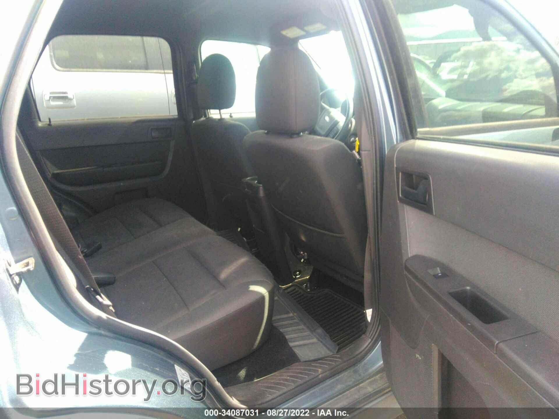 2011 FORD ESCAPE - VIN: 1FMCU9D74BKA69502 - Photo 8