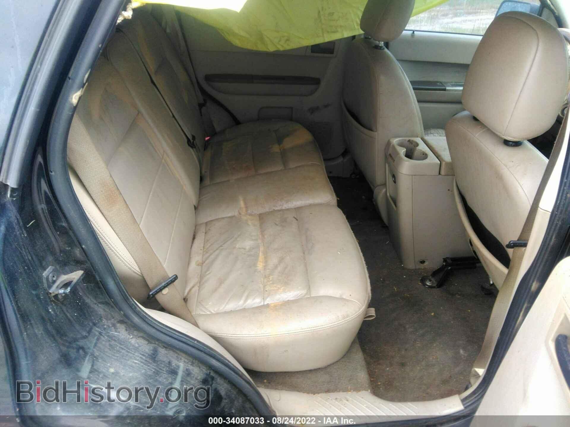 2008 FORD ESCAPE - VIN: 1FMCU93128KA06517 - Фото 8