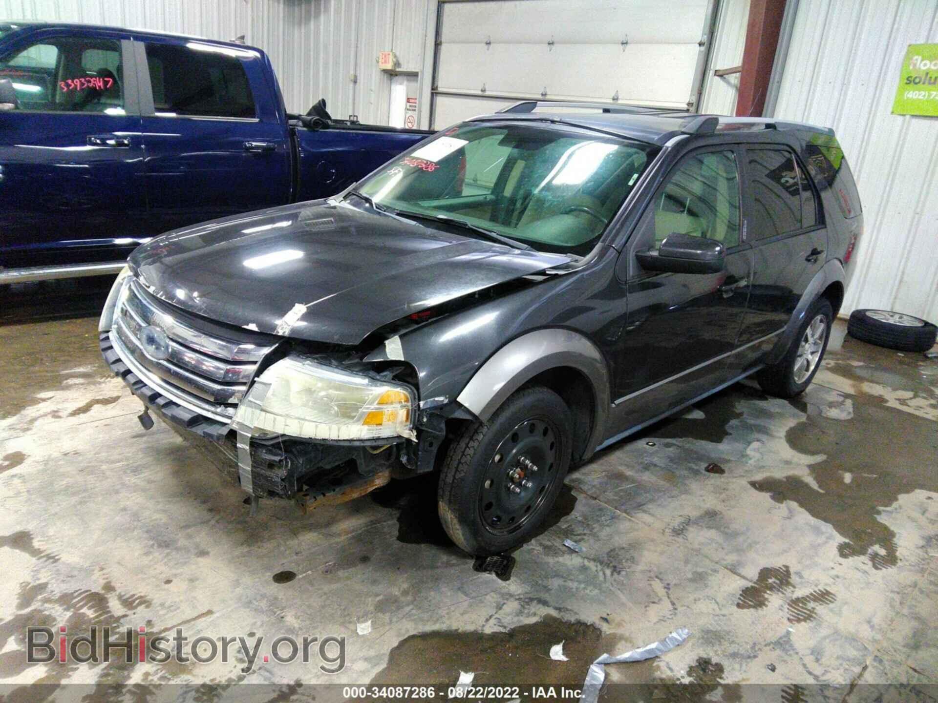 2008 FORD TAURUS X - VIN: 1FMDK02WX8GA18257 - Фото 2