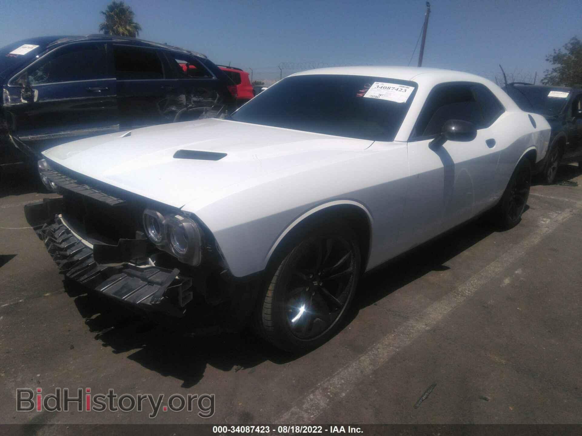 2018 DODGE CHALLENGER - VIN: 2C3CDZAG2JH178902 - Photo 2