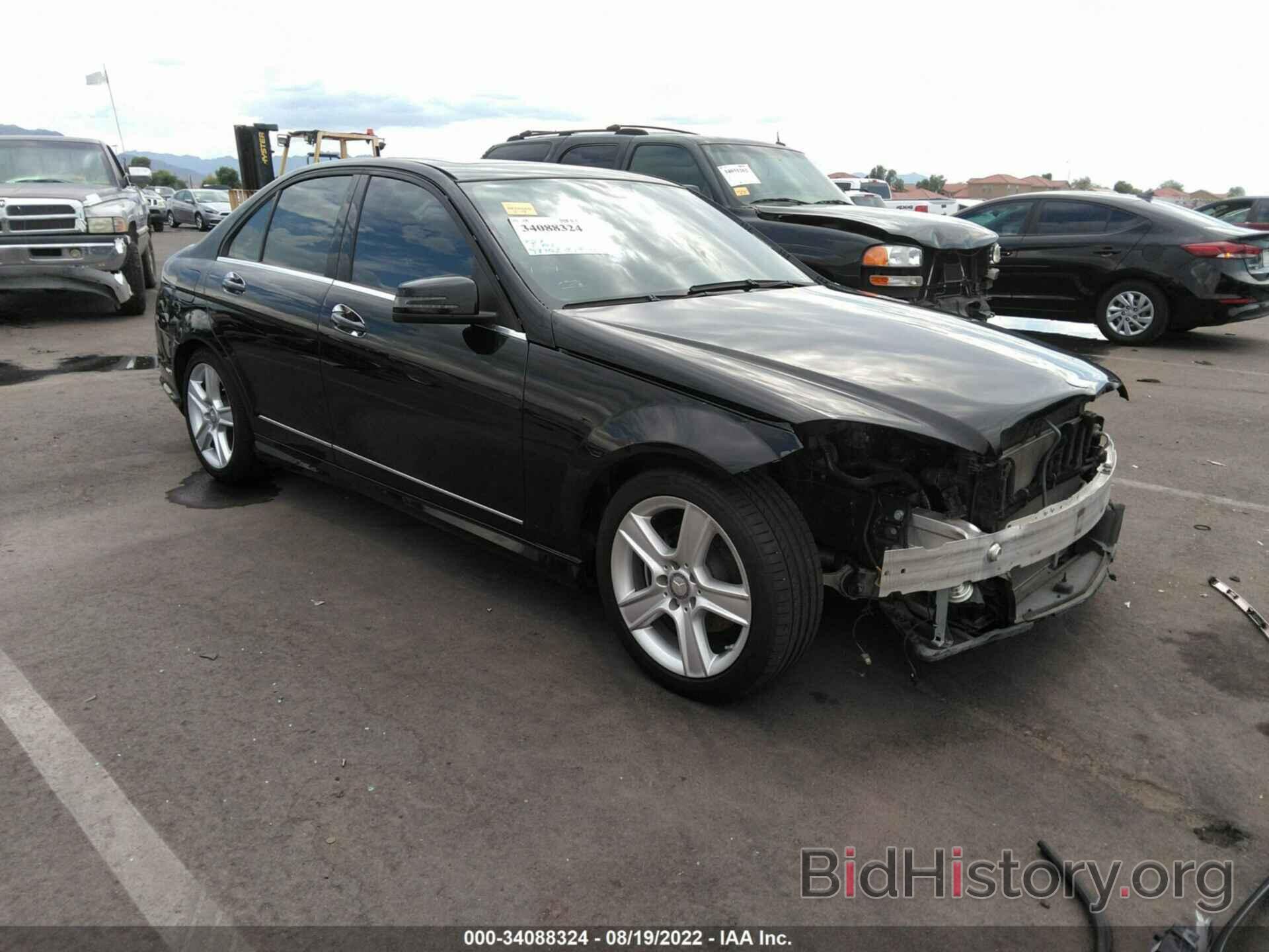 Фотография WDDGF5EB2BR141340 - MERCEDES-BENZ C-CLASS 2011