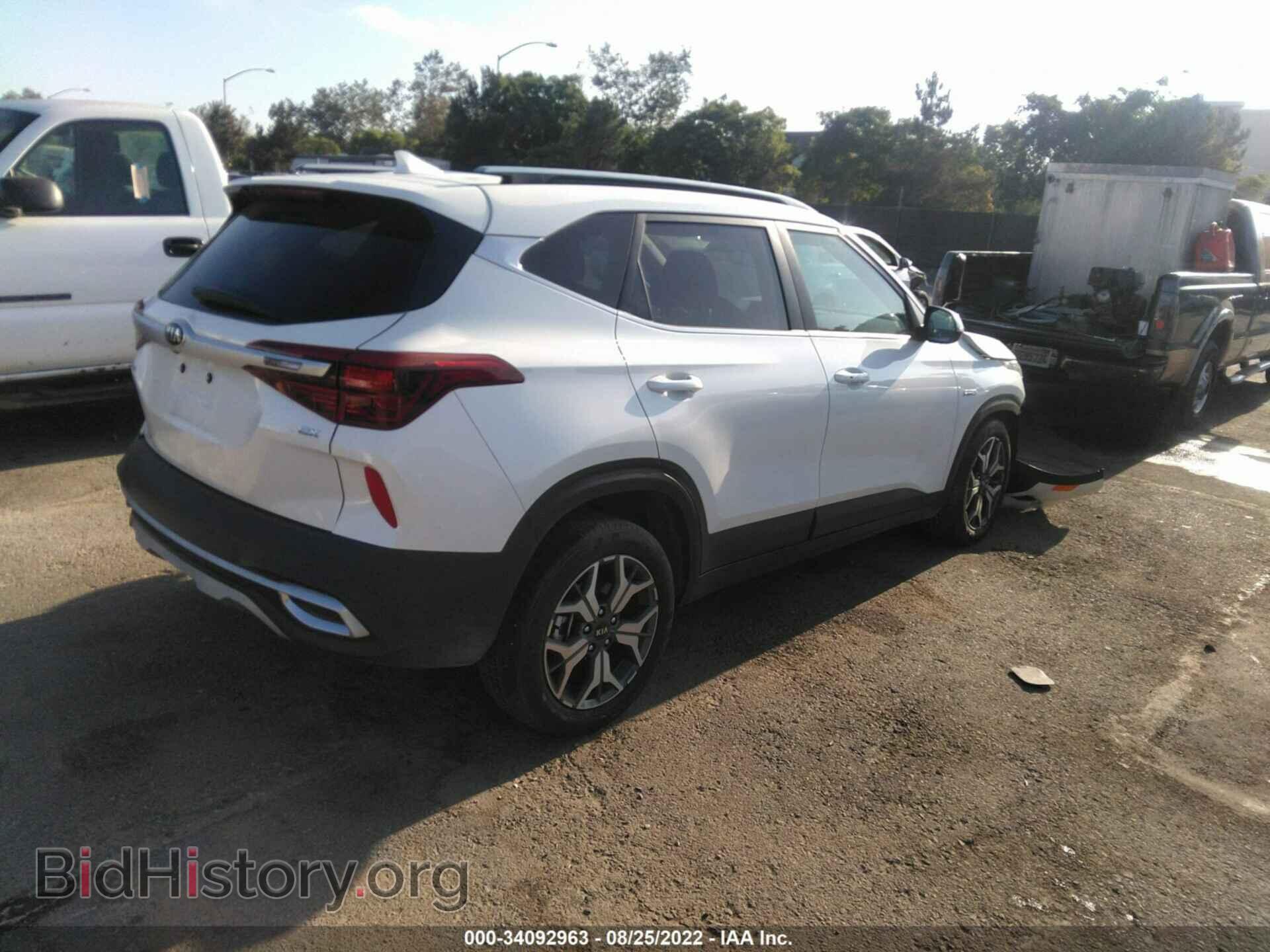 2021 KIA SELTOS - VIN: KNDERCAA2M7076613 - Фото 4