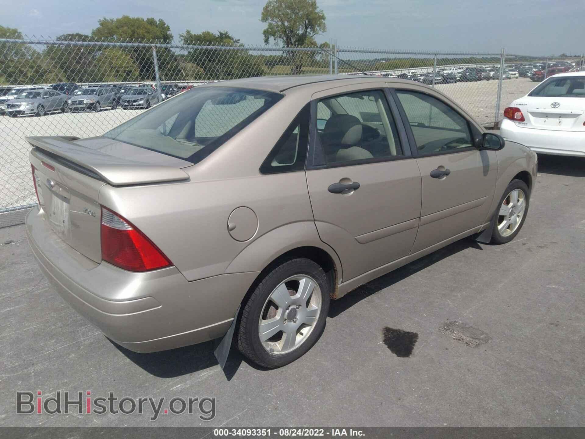 2006 FORD FOCUS - VIN: 1FAFP34N16W190965 - Photo 4