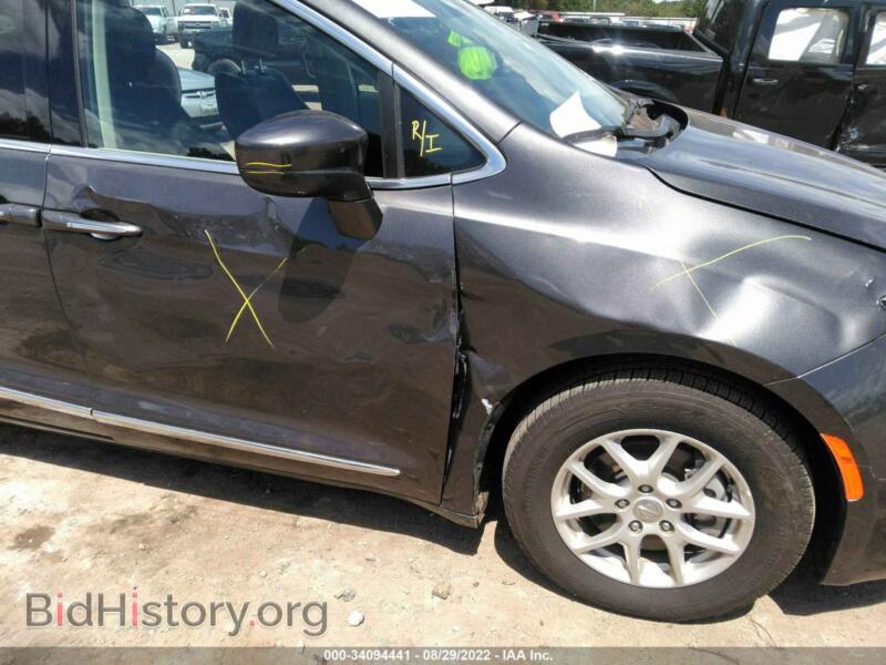 2020 Chrysler PACIFICA (VIN 2C4RC1BG1LR285414) — photo 6 of 12