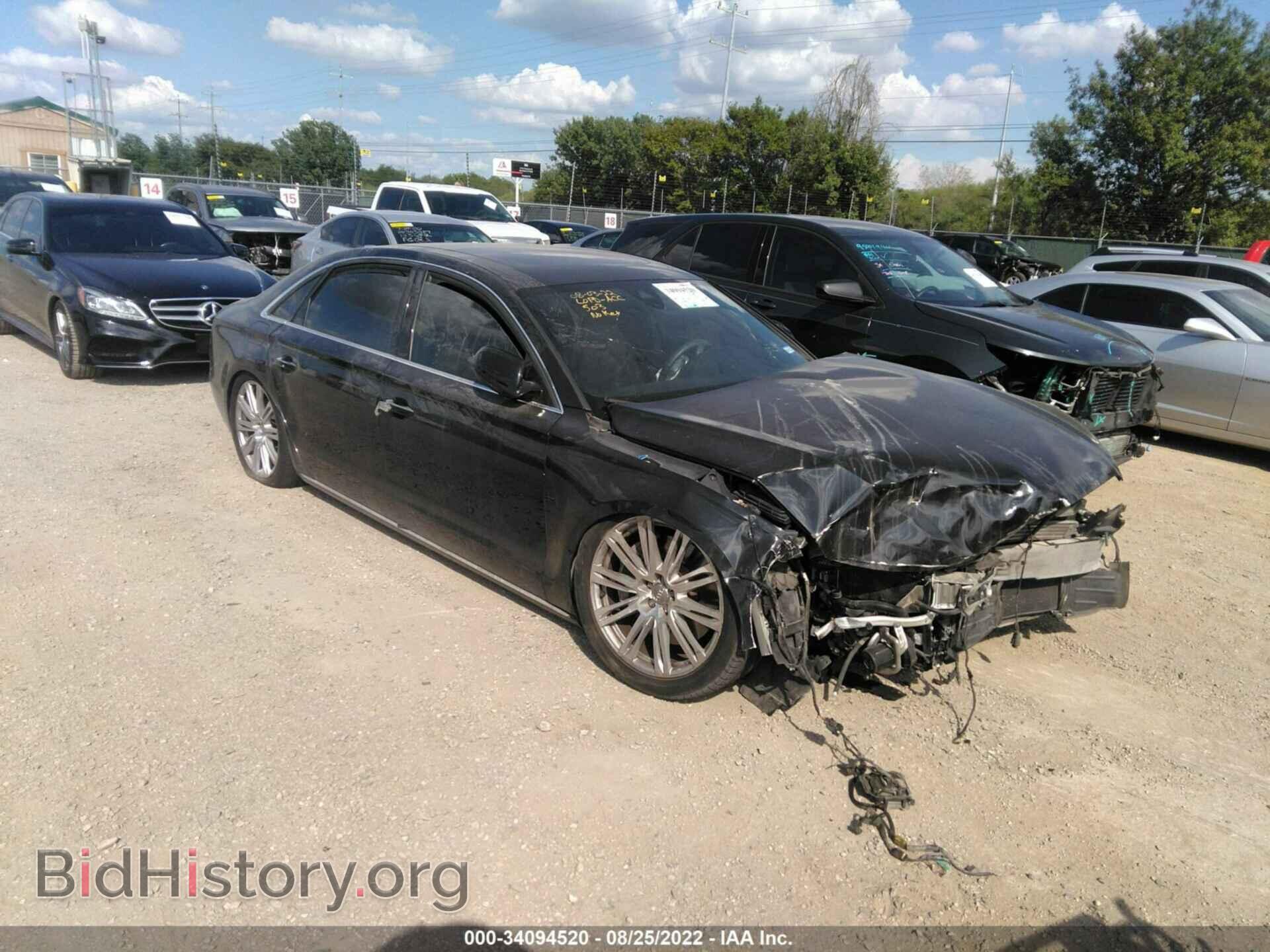 Photo WAURVAFD7BN024260 - AUDI A8 L 2011