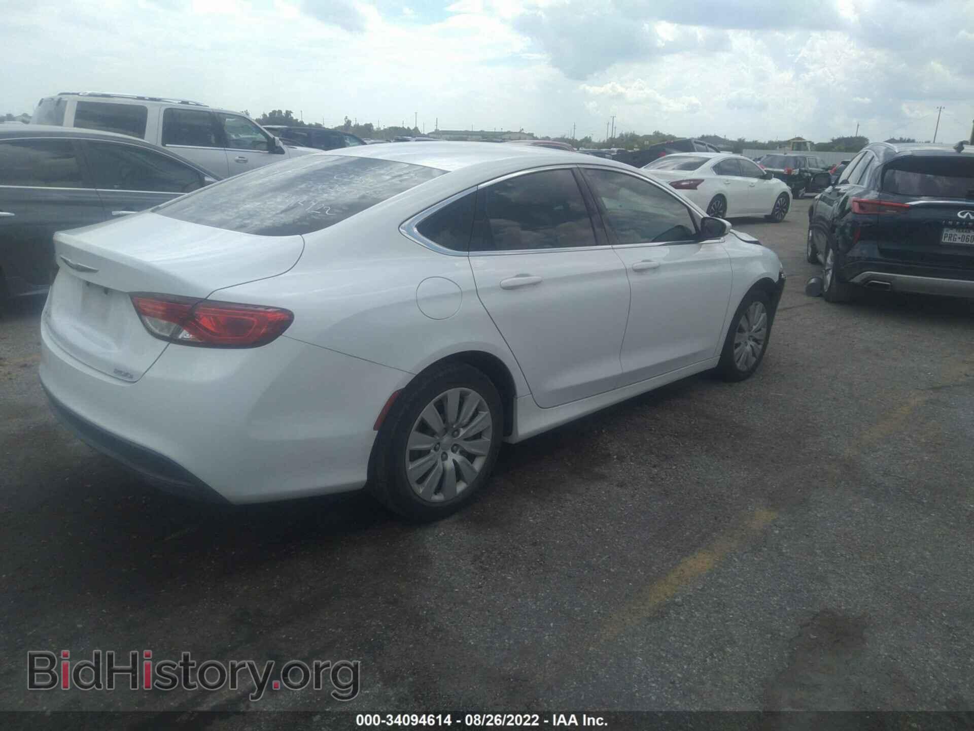 2016 CHRYSLER 200 - VIN: 1C3CCCFB6GN162473 - Фото 4