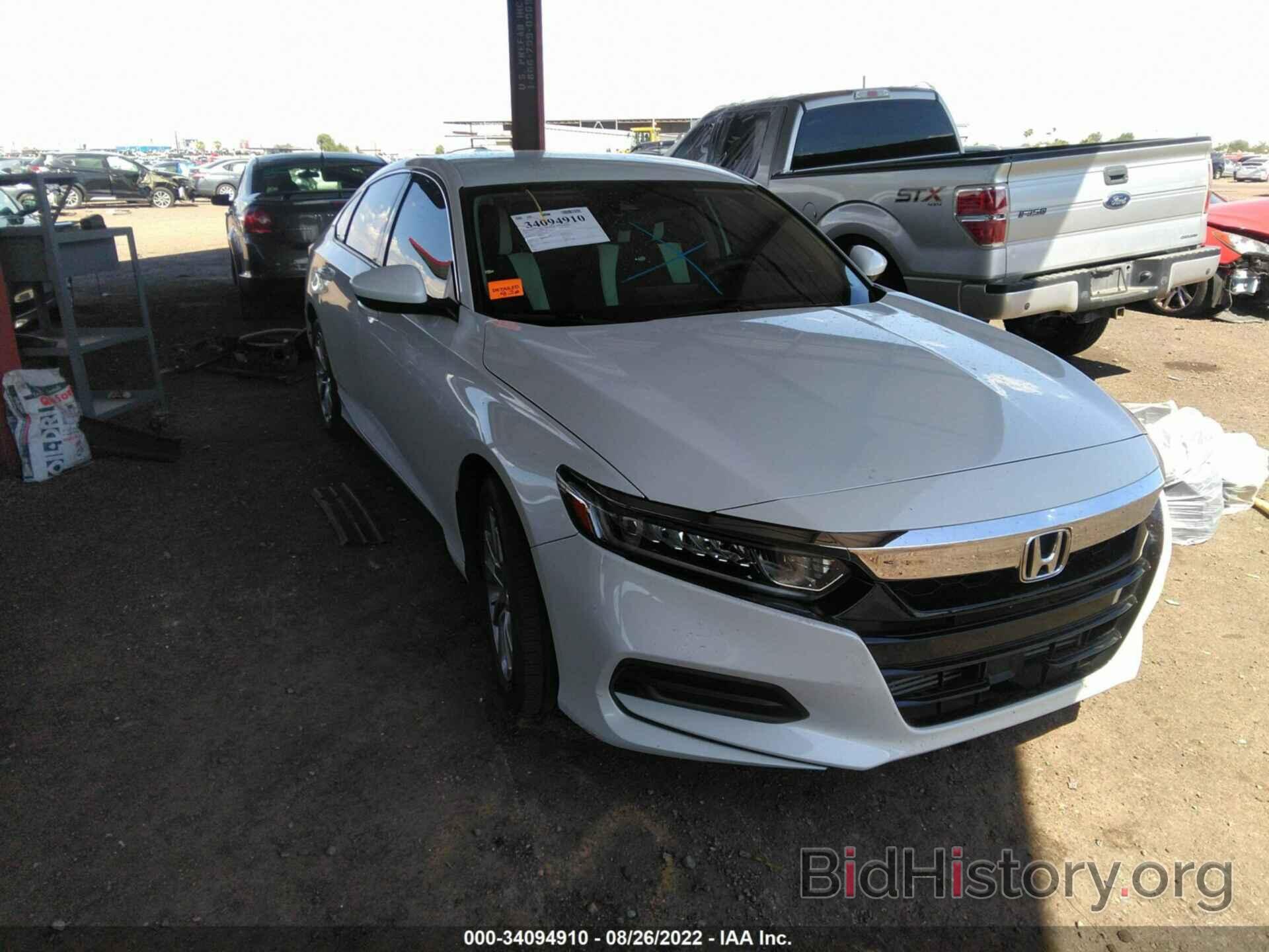 Photo 1HGCV1F1XJA174174 - HONDA ACCORD SEDAN 2018