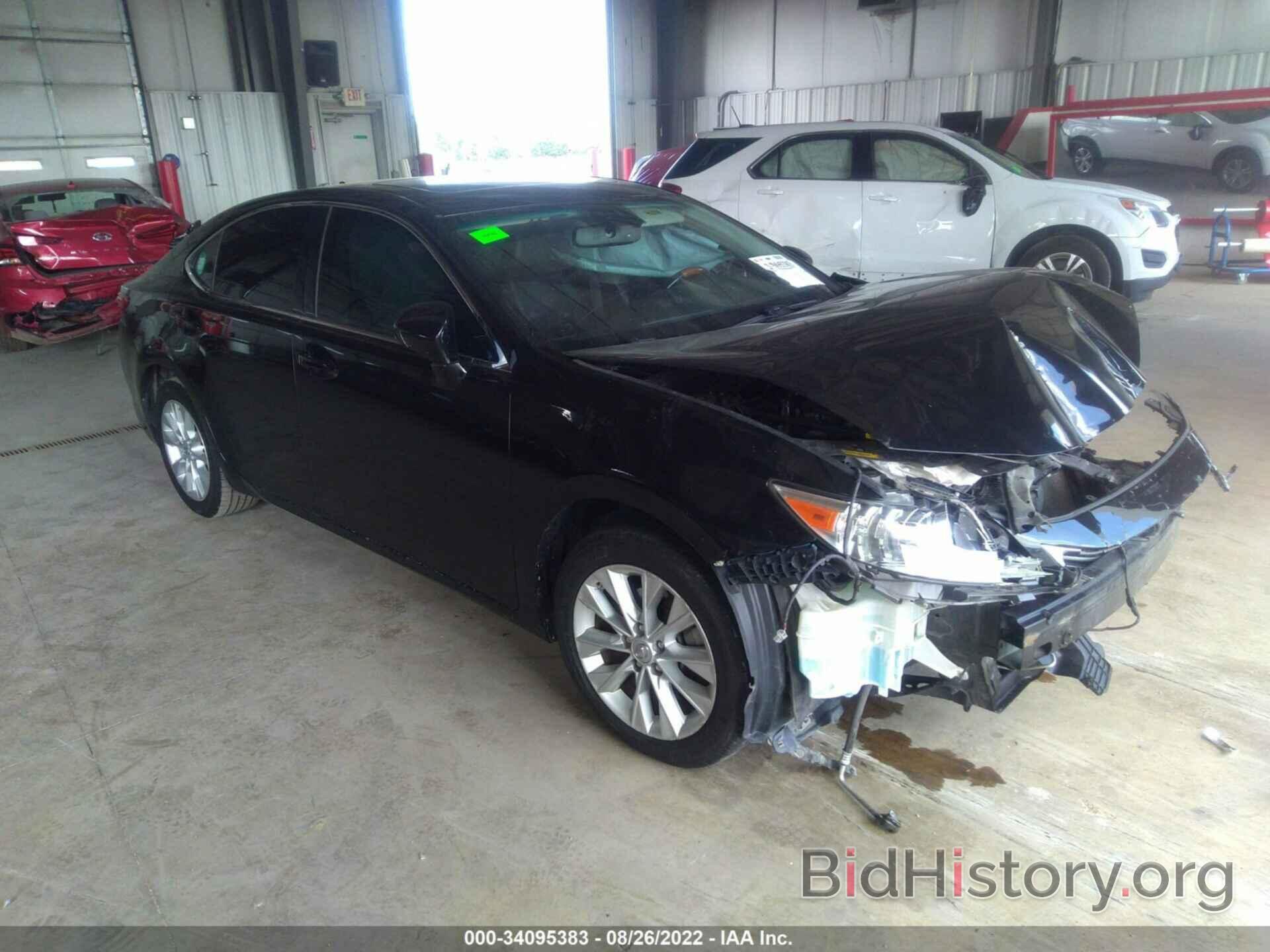 Photo JTHBW1GG4E2044125 - LEXUS ES 300H 2014