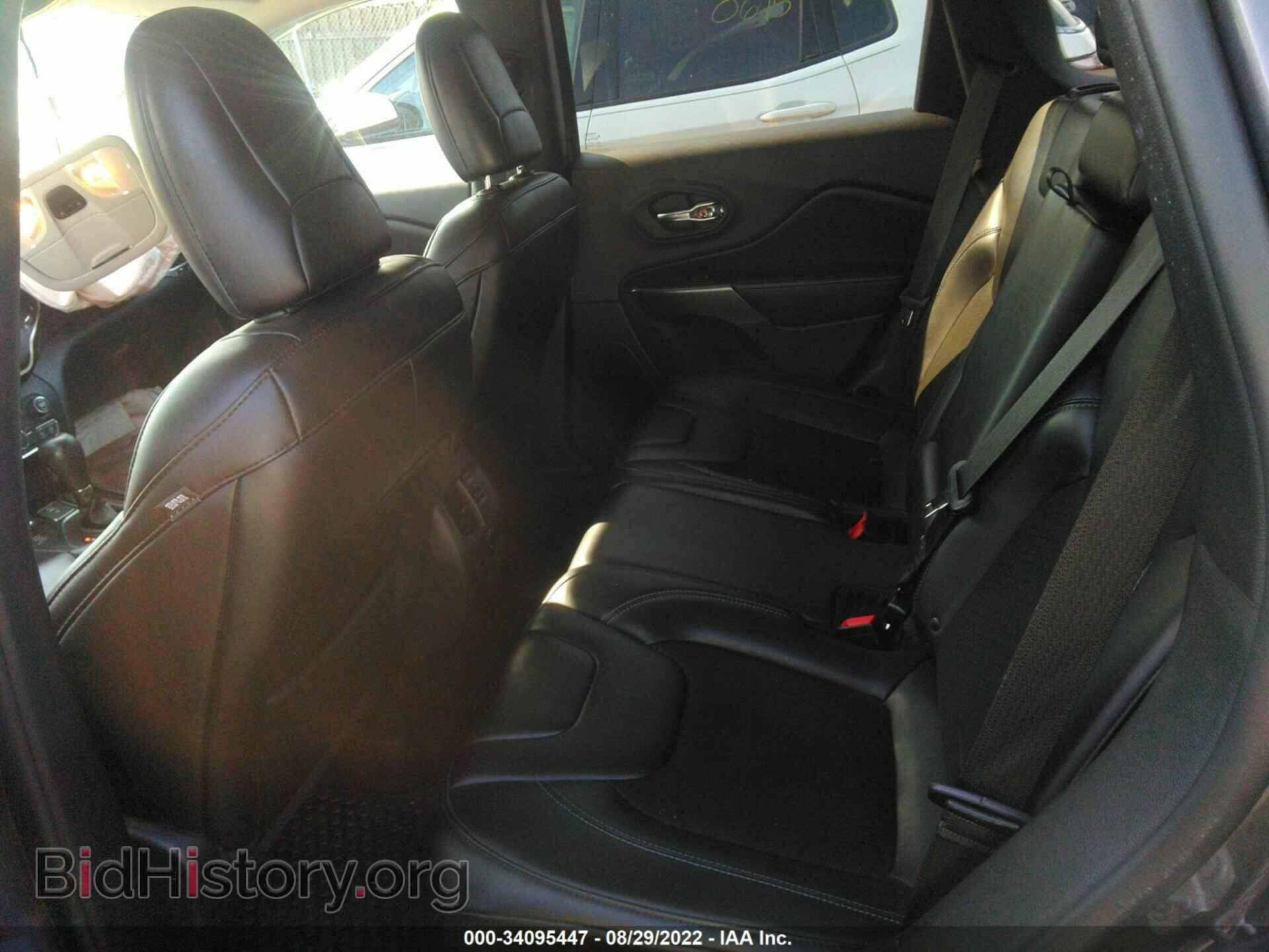 2019 JEEP CHEROKEE - VIN: 1C4PJMLB4KD442355 - Фото 8