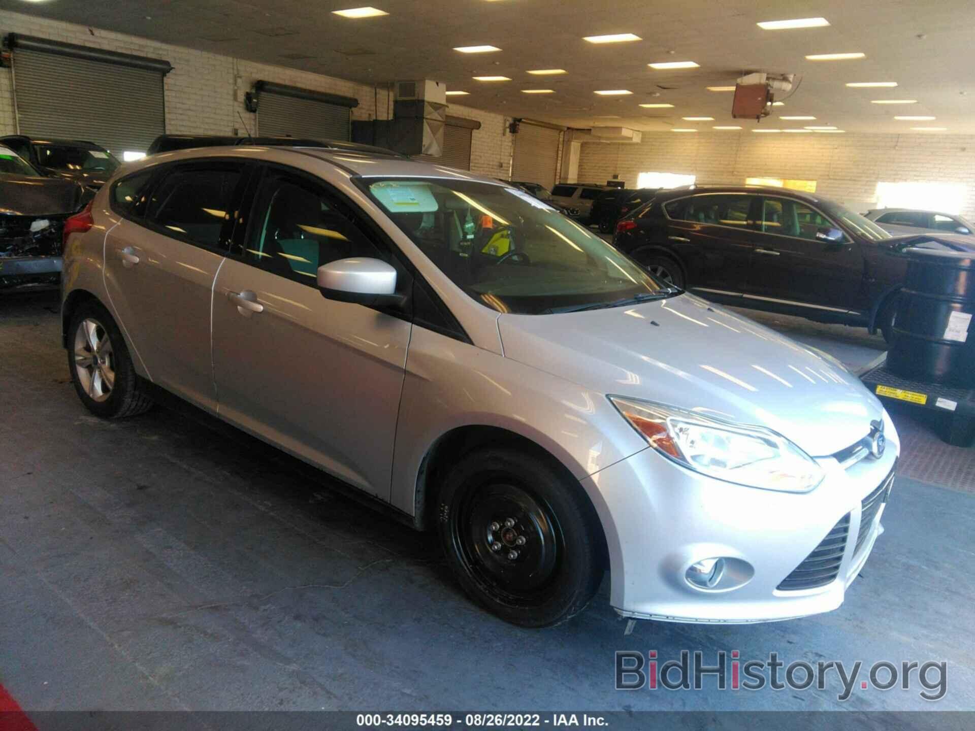 Photo 1FAHP3K27CL302487 - FORD FOCUS 2012