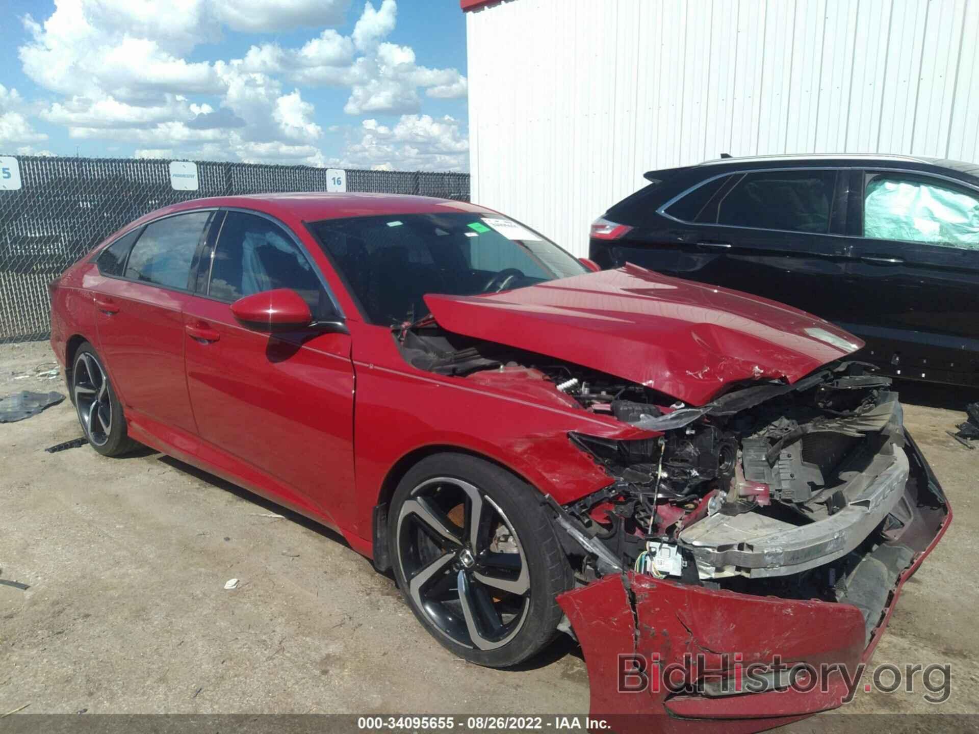 Photo 1HGCV1F37JA181696 - HONDA ACCORD SEDAN 2018