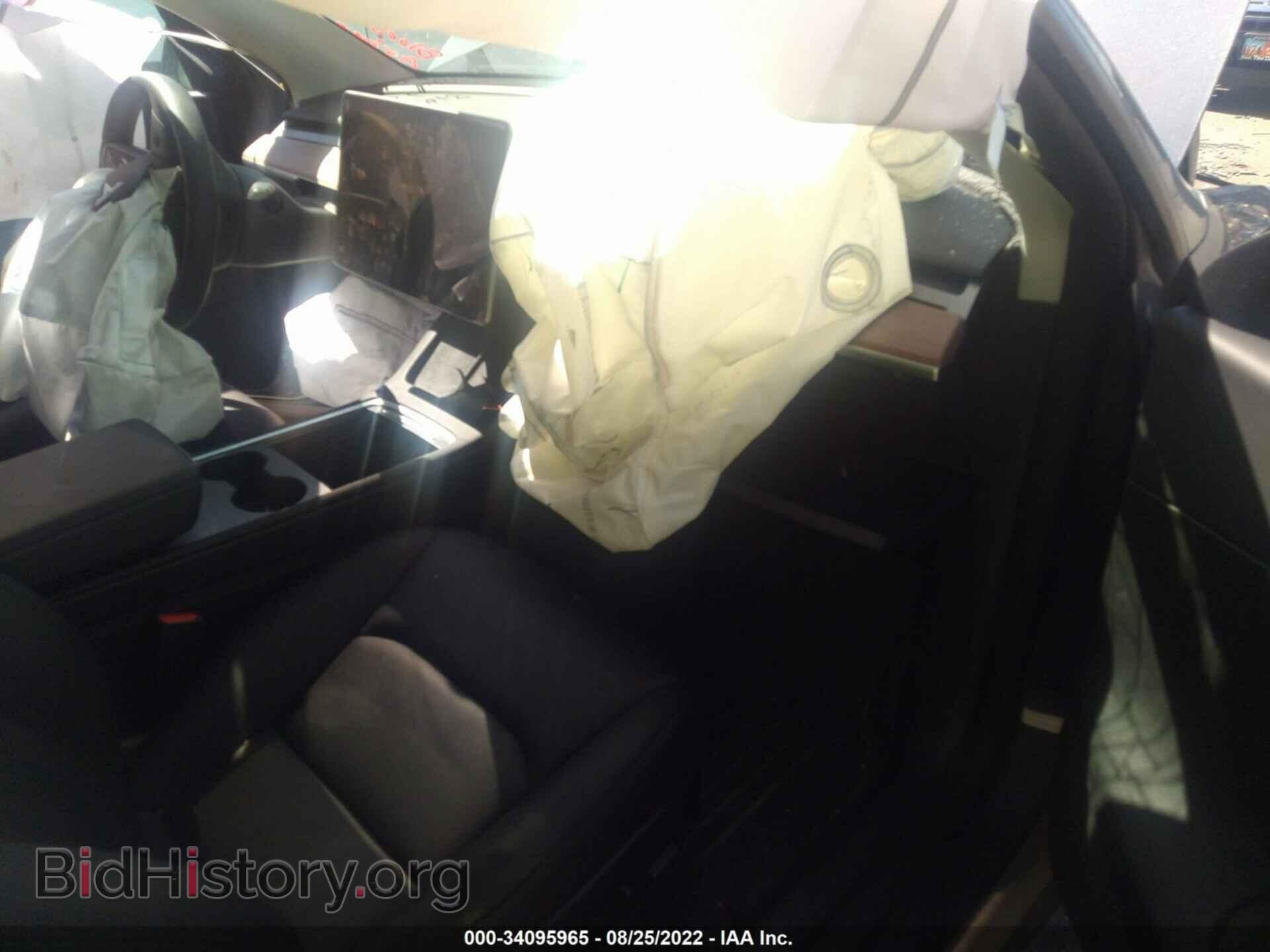 2022 TESLA MODEL Y - VIN: 7SAYGAEE1NF401237 - Фото 5