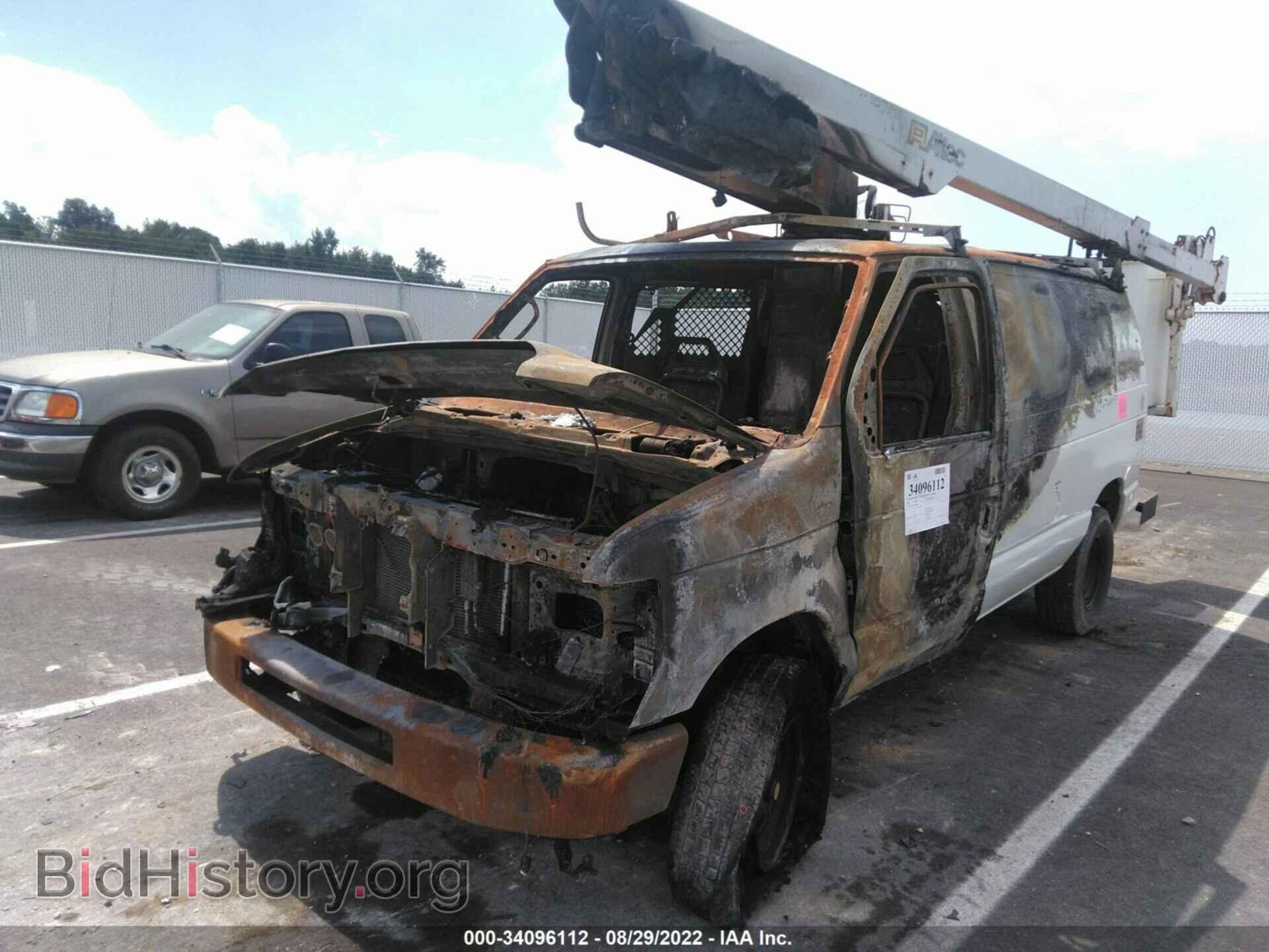 2008 FORD ECONOLINE CARGO VAN - VIN: 1FTSE34L68DA88945 - Фото 2