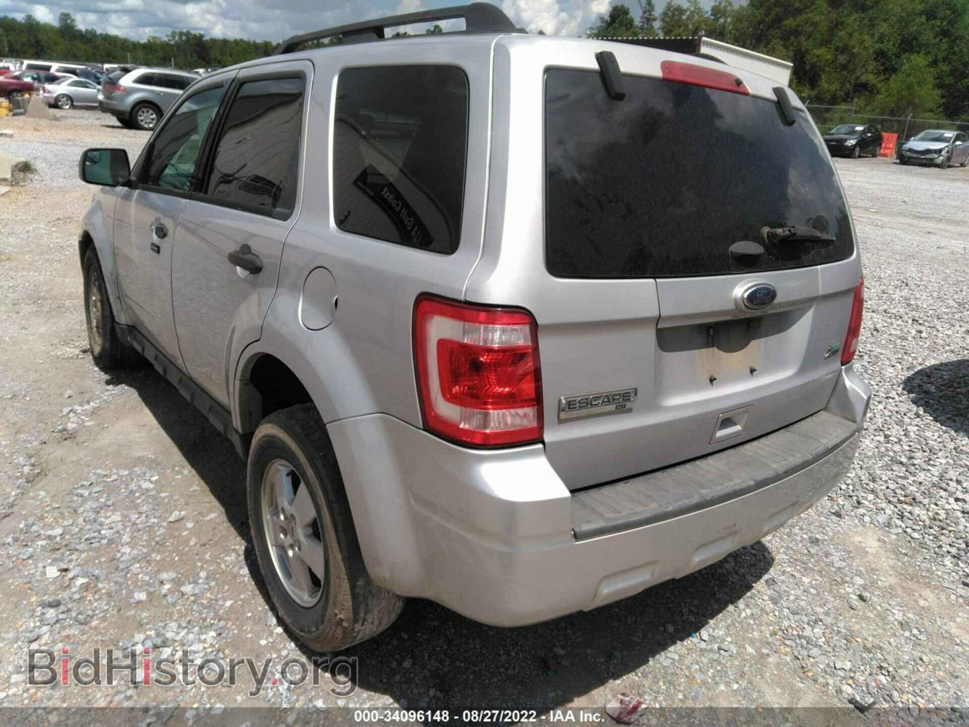 2011 FORD ESCAPE - VIN: 1FMCU0DG5BKA99104 - Фото 3