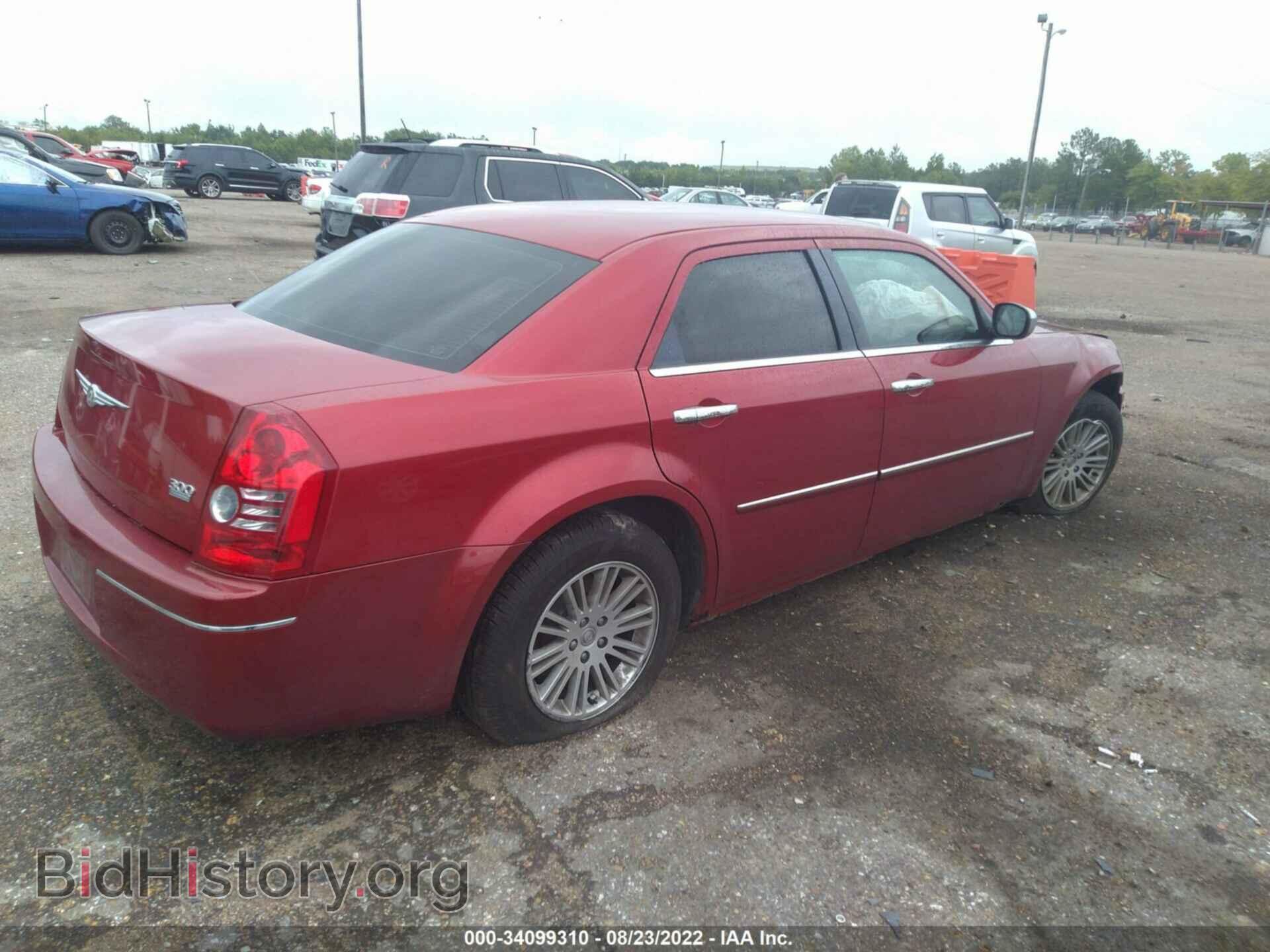 2010 CHRYSLER 300 - VIN: 2C3CA4CD8AH149922 - Фото 4