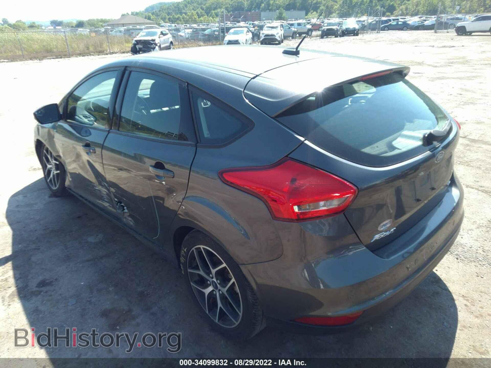 2017 FORD FOCUS - VIN: 1FADP3M22HL266095 - Фото 3