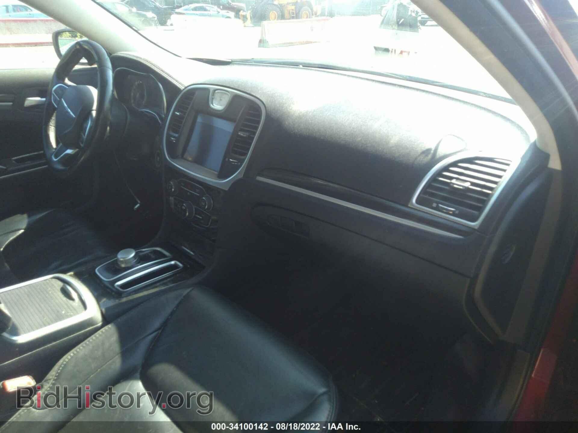 2017 CHRYSLER 300 - VIN: 2C3CCAAGXHH577779 - Фото 5