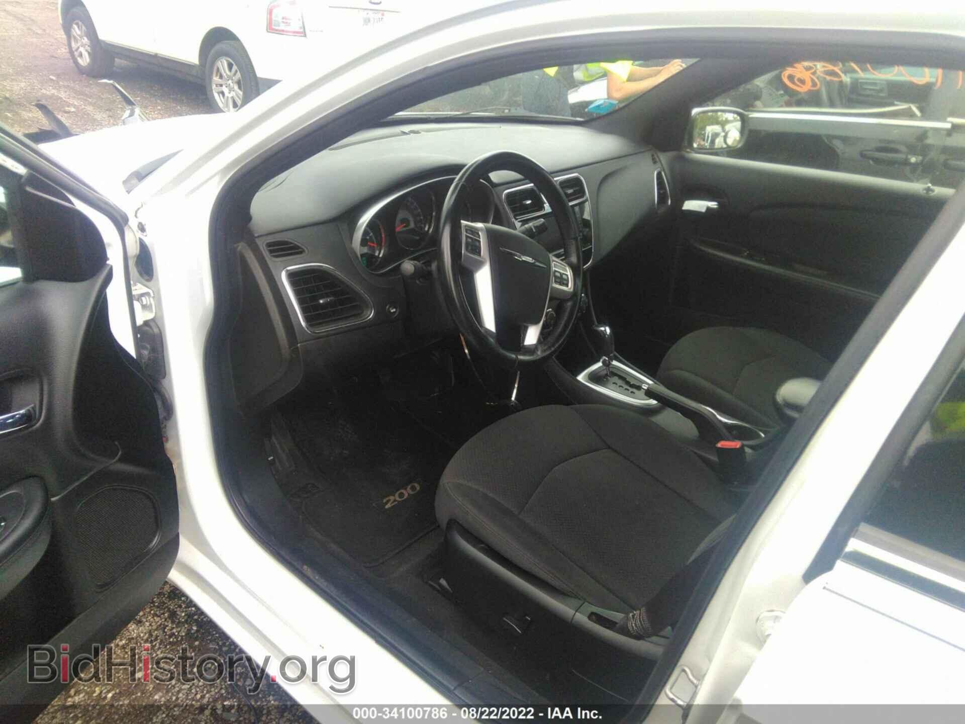 2011 CHRYSLER 200 - VIN: 1C3BC1FB4BN554716 - Фото 5