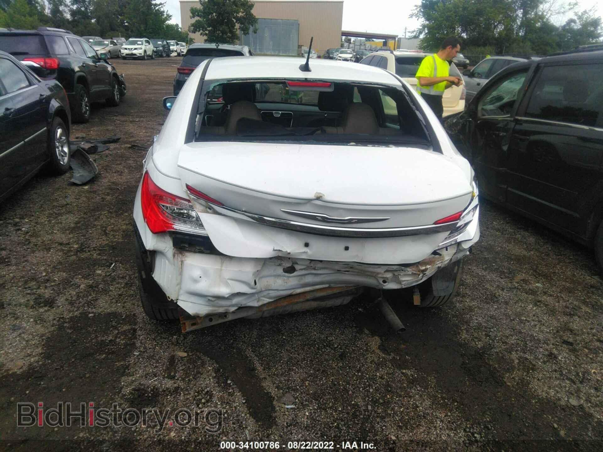 2011 CHRYSLER 200 - VIN: 1C3BC1FB4BN554716 - Фото 6