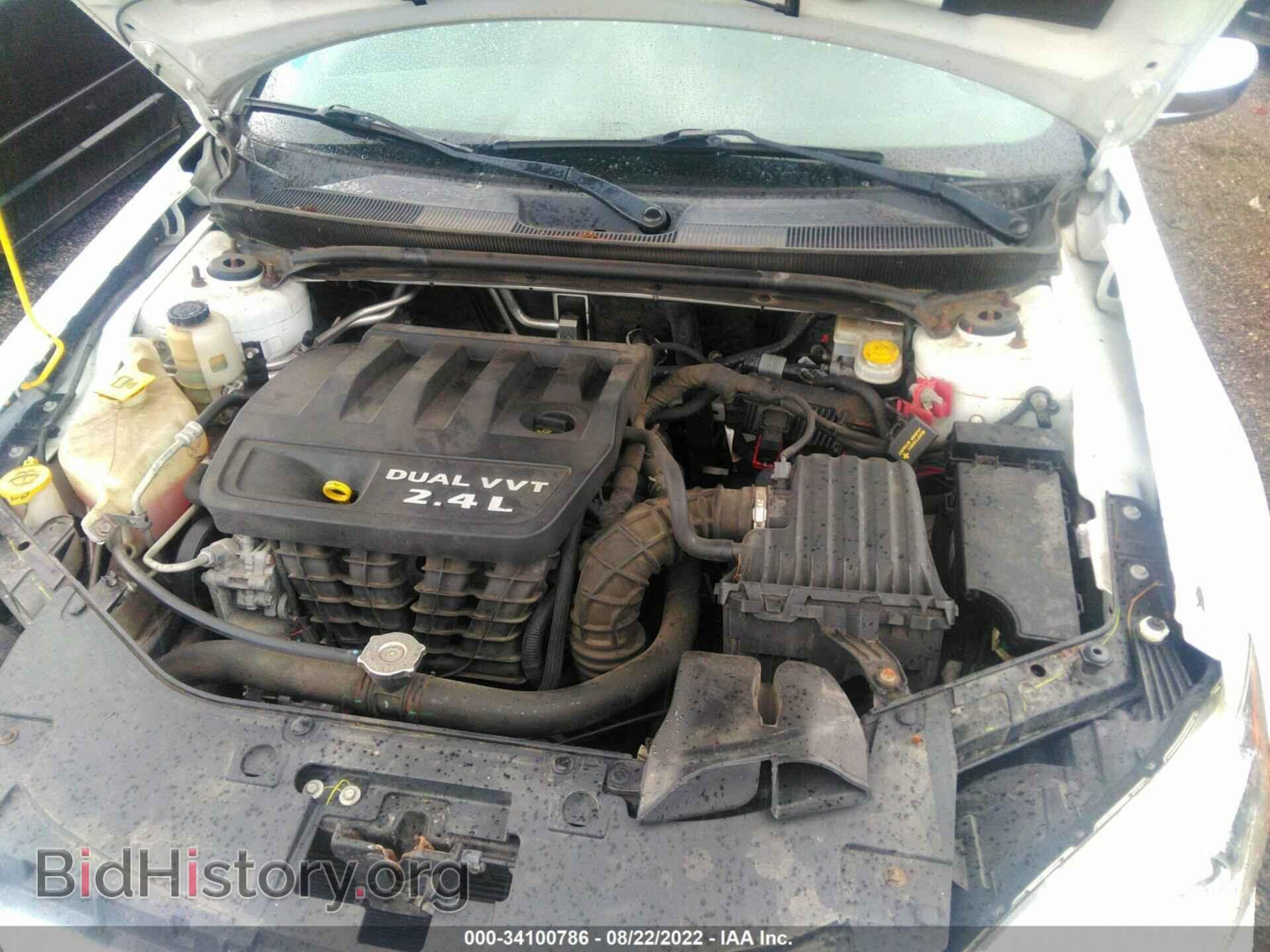 2011 CHRYSLER 200 - VIN: 1C3BC1FB4BN554716 - Фото 10