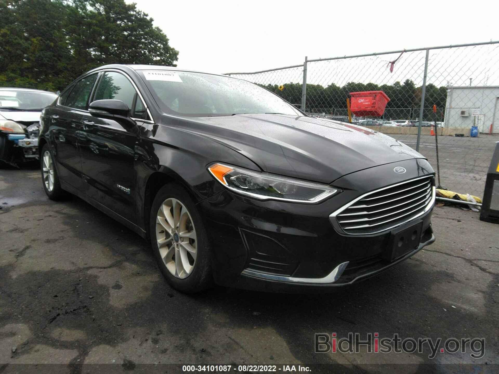 Photo 3FA6P0MU1KR192041 - FORD FUSION HYBRID 2019