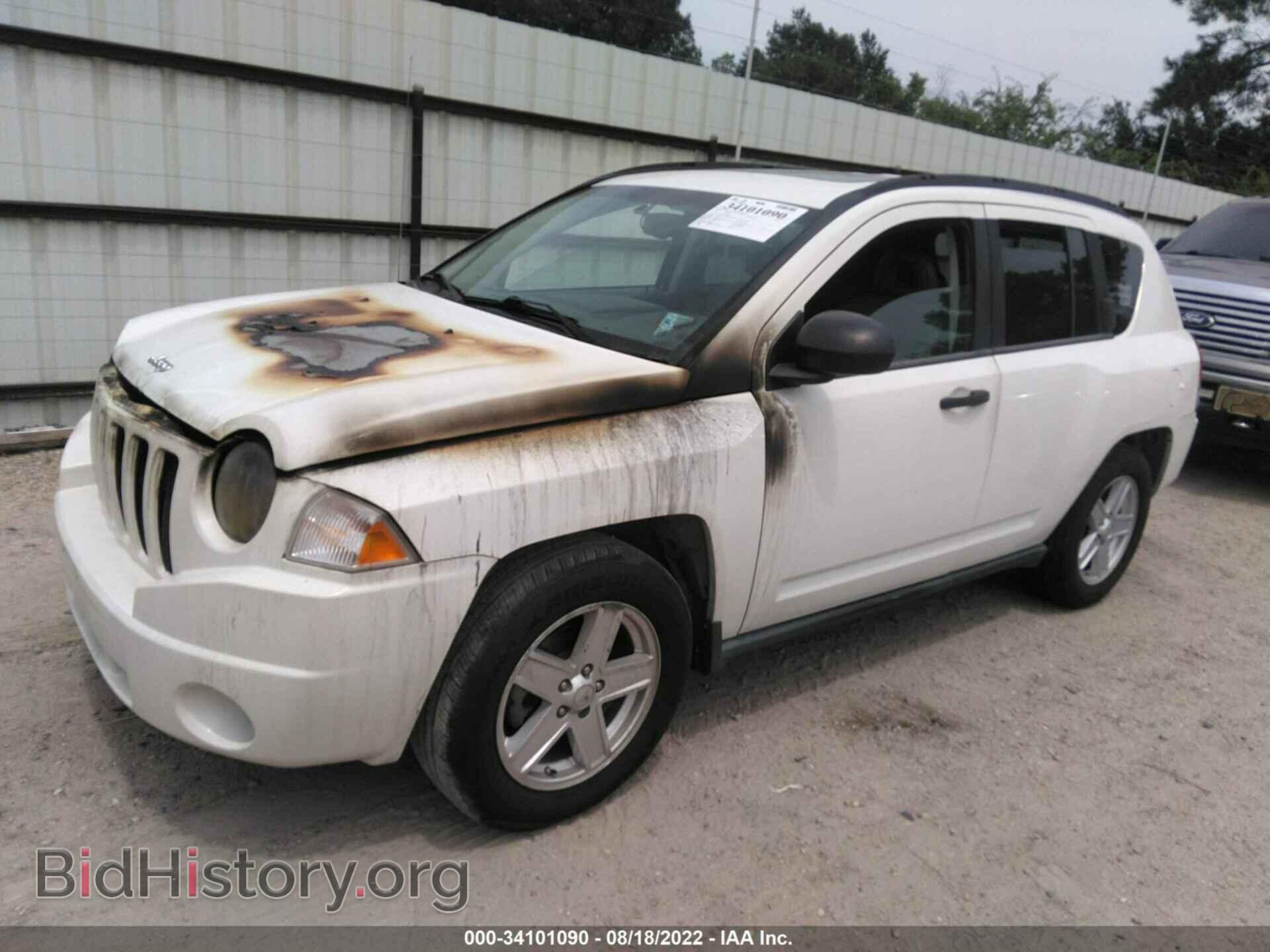 2007 JEEP COMPASS - VIN: 1J8FT47W67D124059 - Фото 2