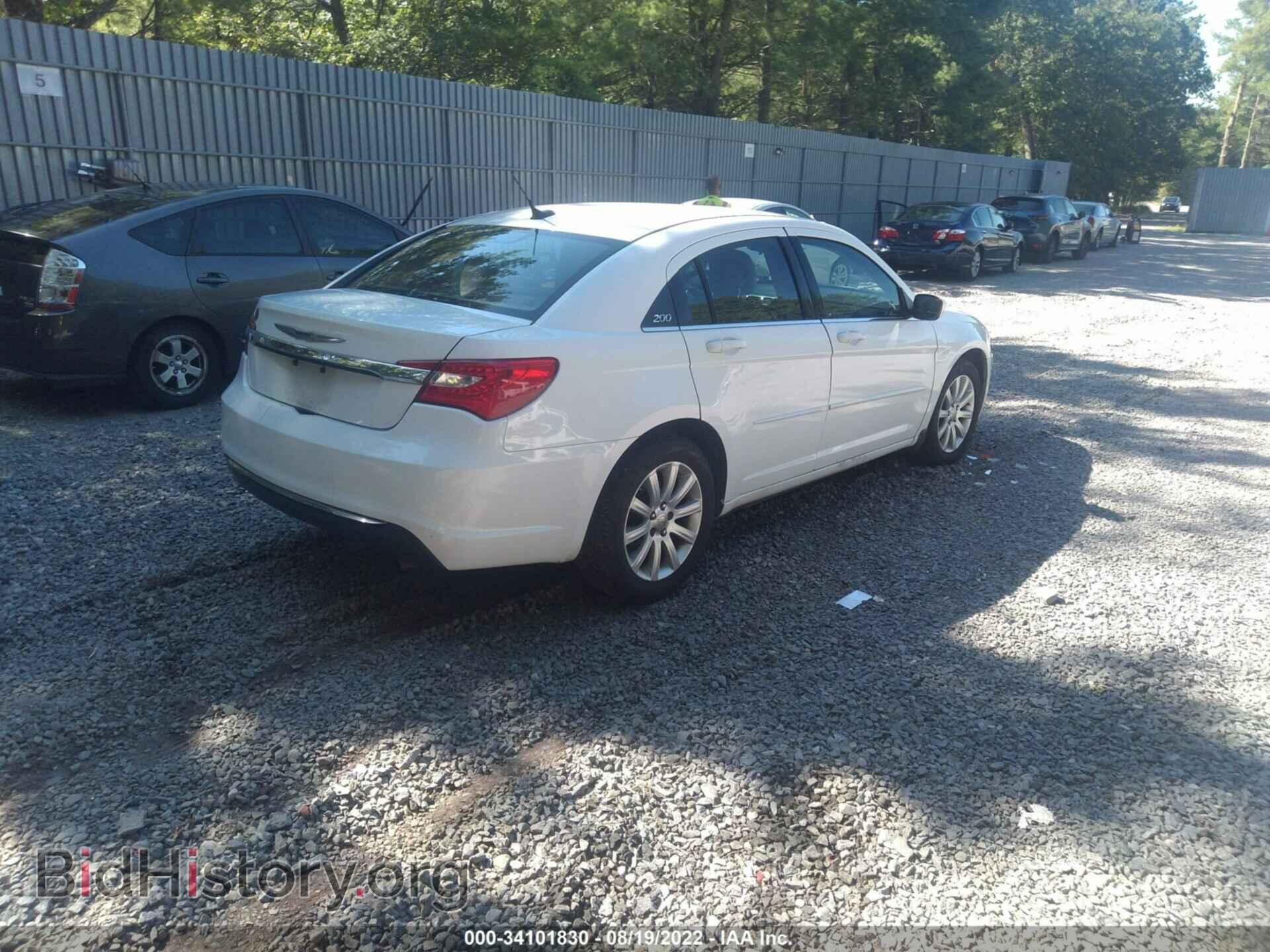 2013 CHRYSLER 200 - VIN: 1C3CCBBB5DN635906 - Photo 4