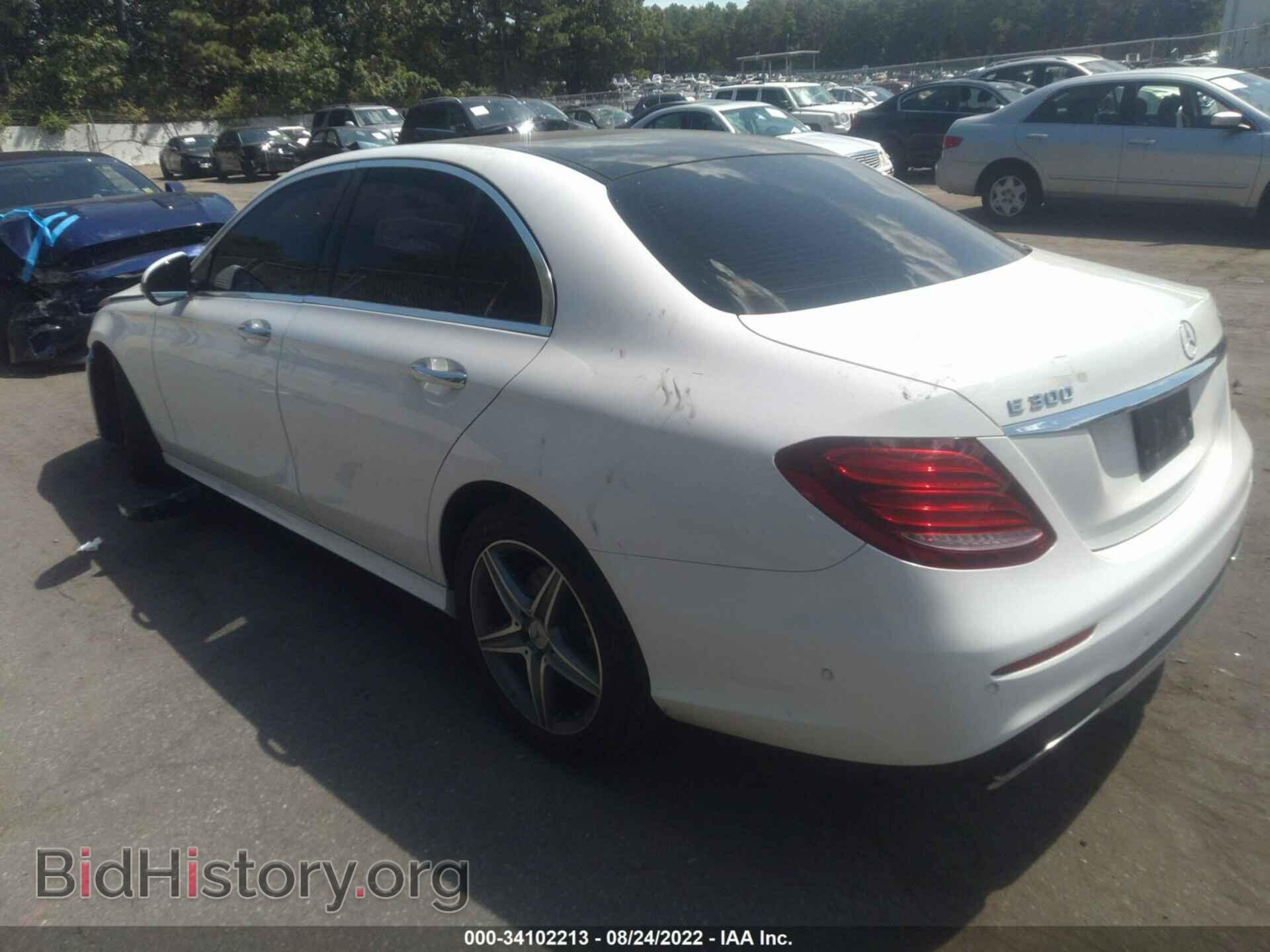 2017 MERCEDES-BENZ E-CLASS - VIN: WDDZF4KB5HA016413 - Фото 3