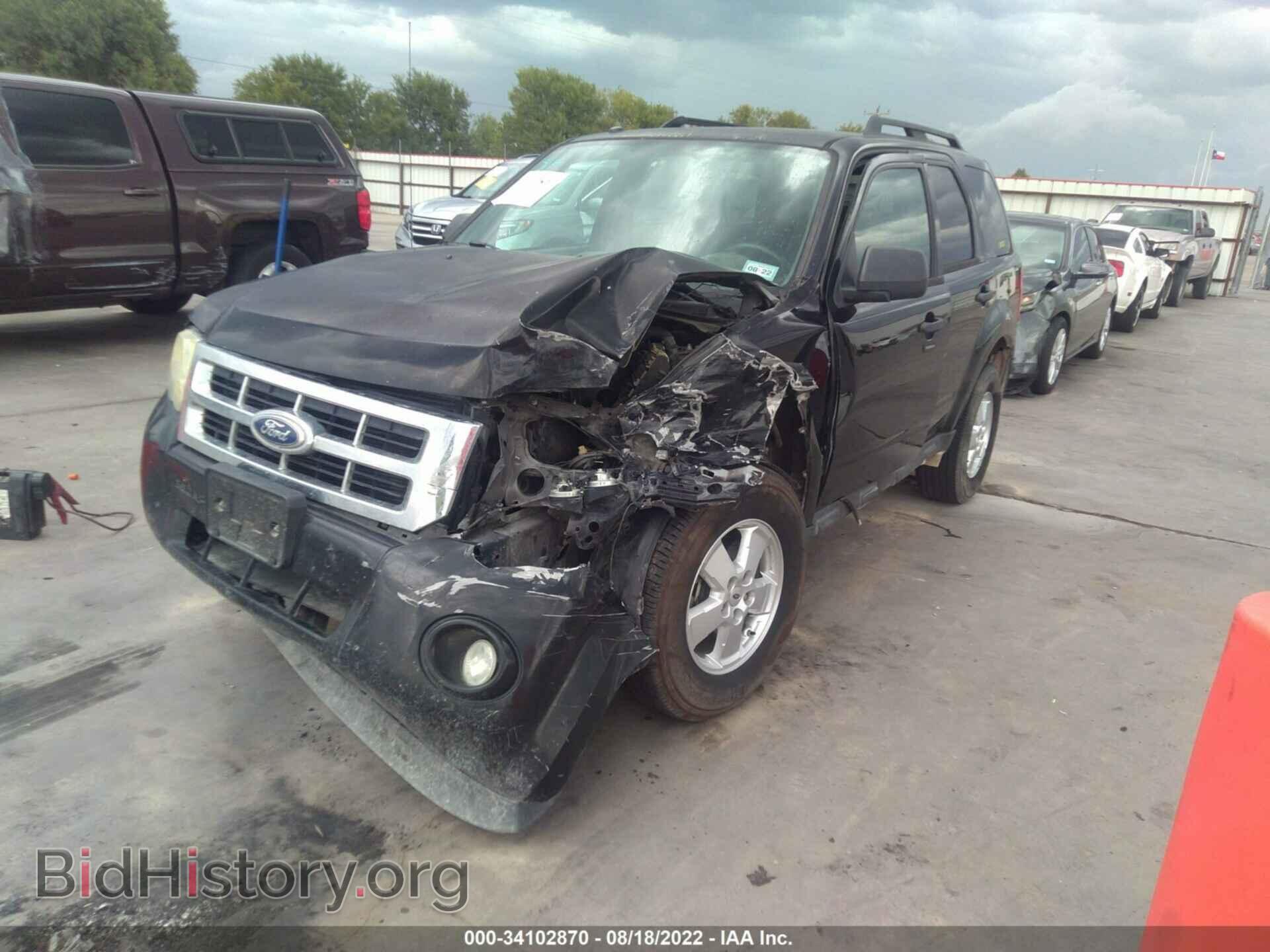 2010 FORD ESCAPE - VIN: 1FMCU0D74AKD33067 - Фото 2