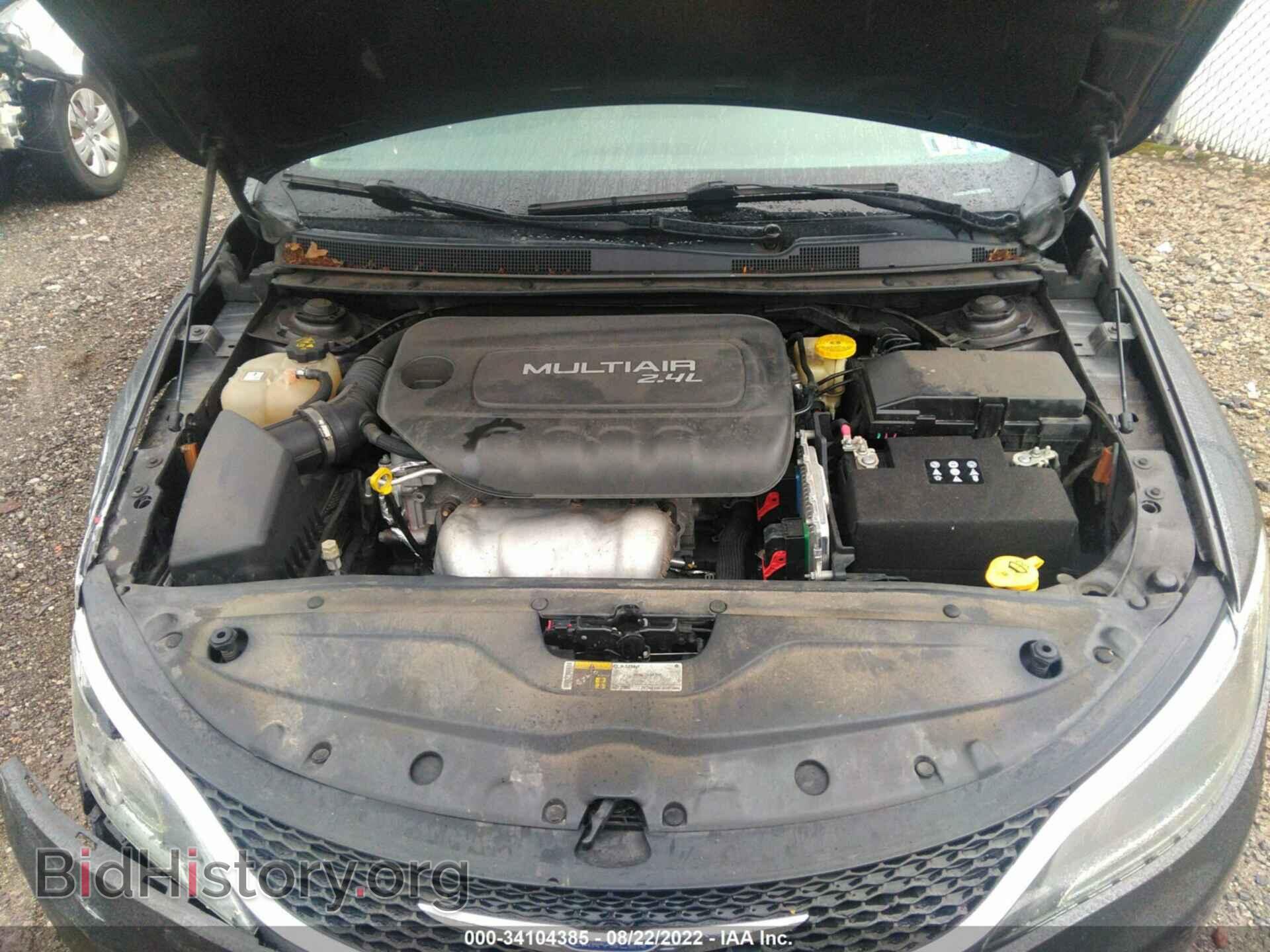 2015 CHRYSLER 200 - VIN: 1C3CCCAB2FN551925 - Фото 10