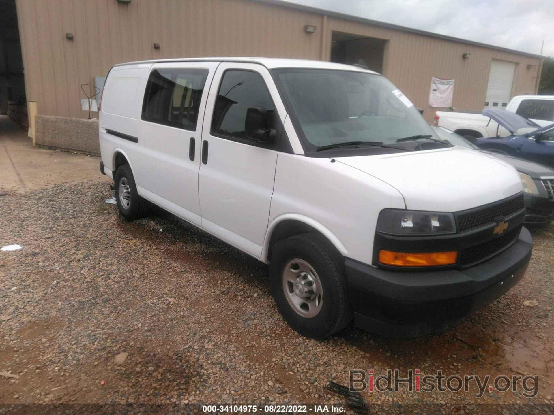 Photo 1GCWGAFPXJ1309597 - CHEVROLET EXPRESS CARGO VAN 2018