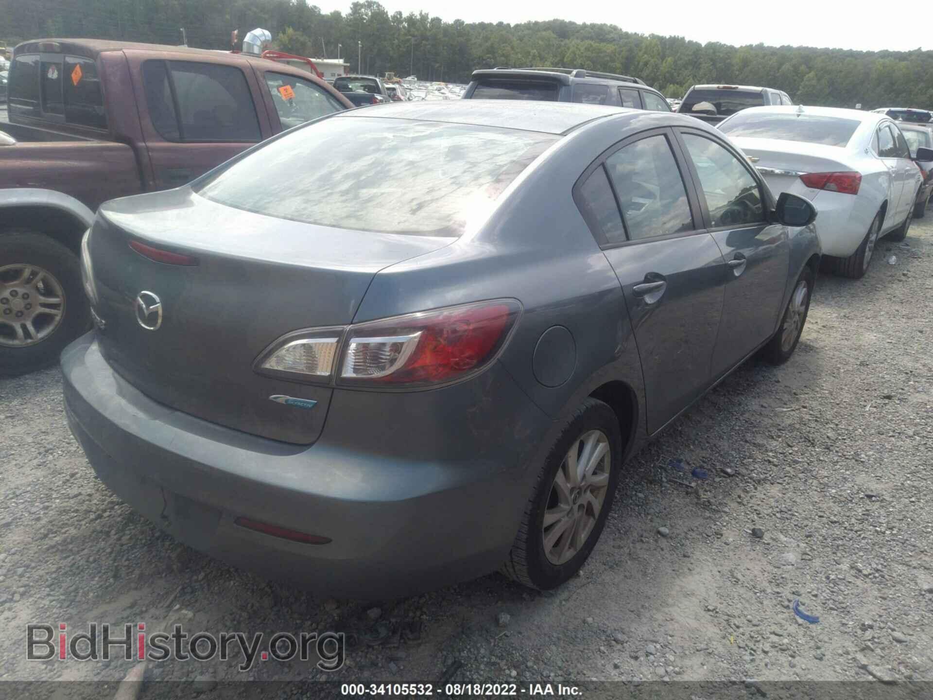 2013 MAZDA MAZDA3 - VIN: JM1BL1V75D1739652 - Фото 4