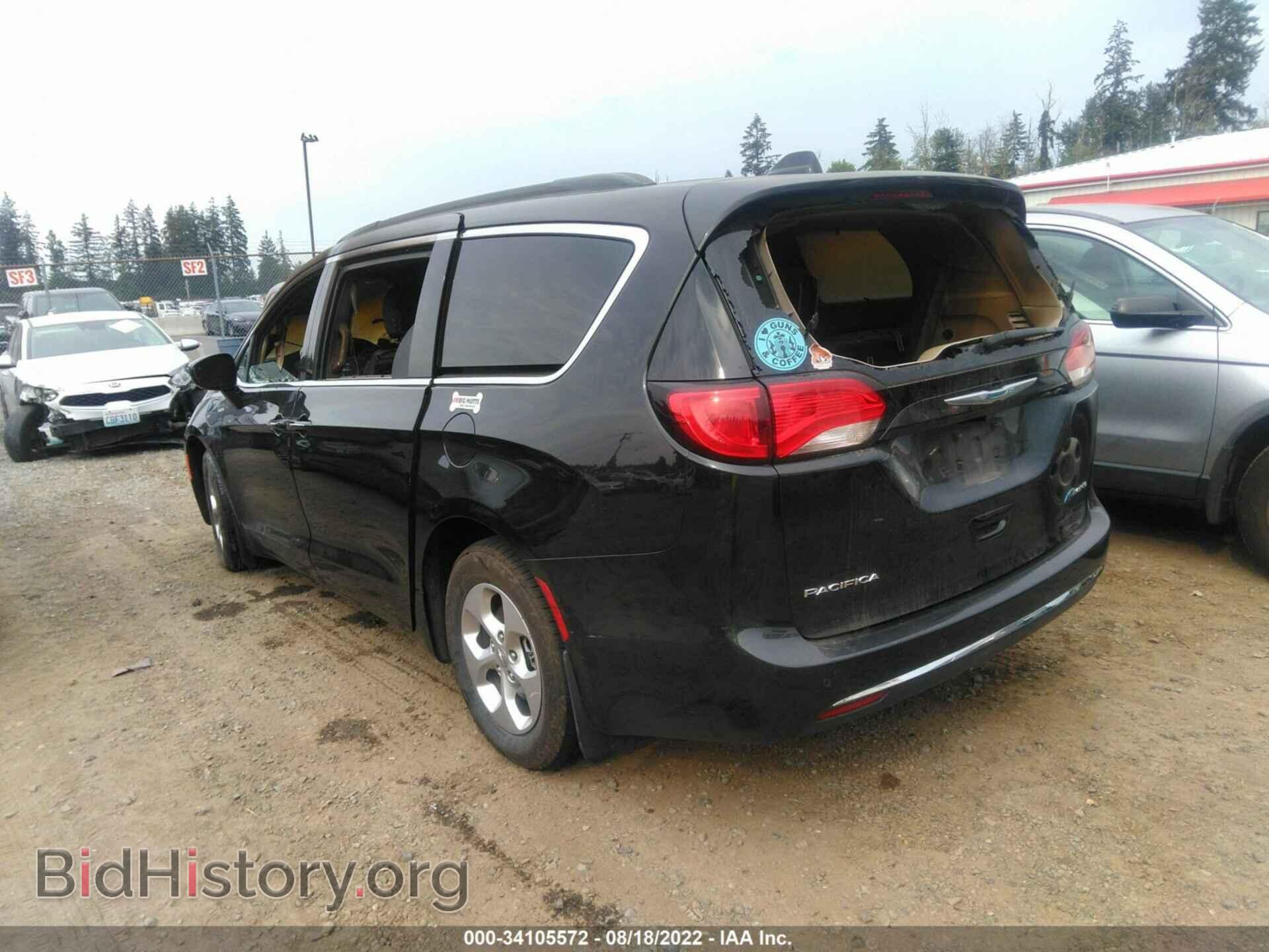 2017 CHRYSLER PACIFICA - VIN: 2C4RC1L7XHR779048 - Фото 3