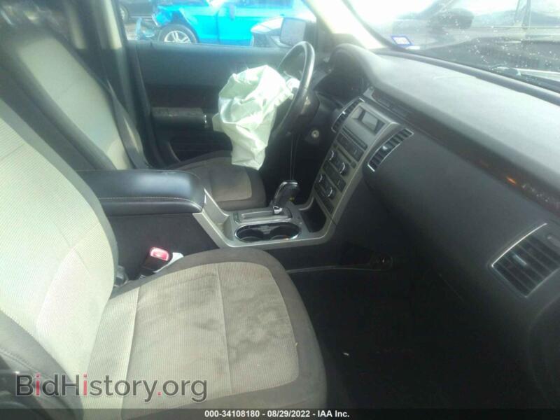 2011 Ford FLEX (VIN 2FMGK5CC0BBD25711) — фото 5 из 11