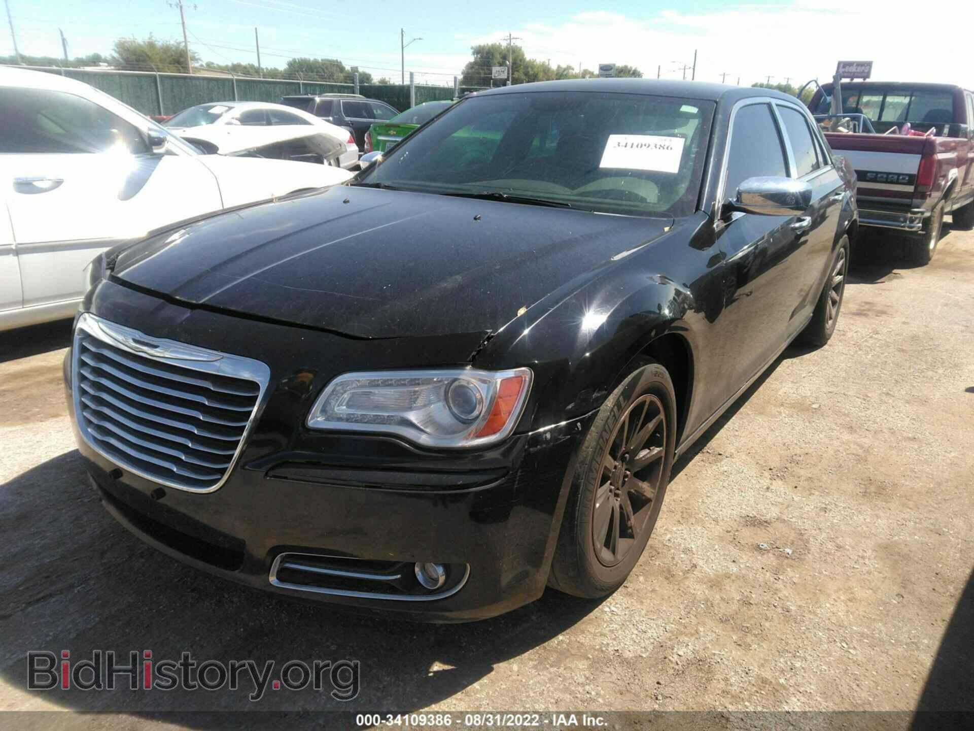 2012 CHRYSLER 300 - VIN: 2C3CCACG5CH113367 - Фото 2