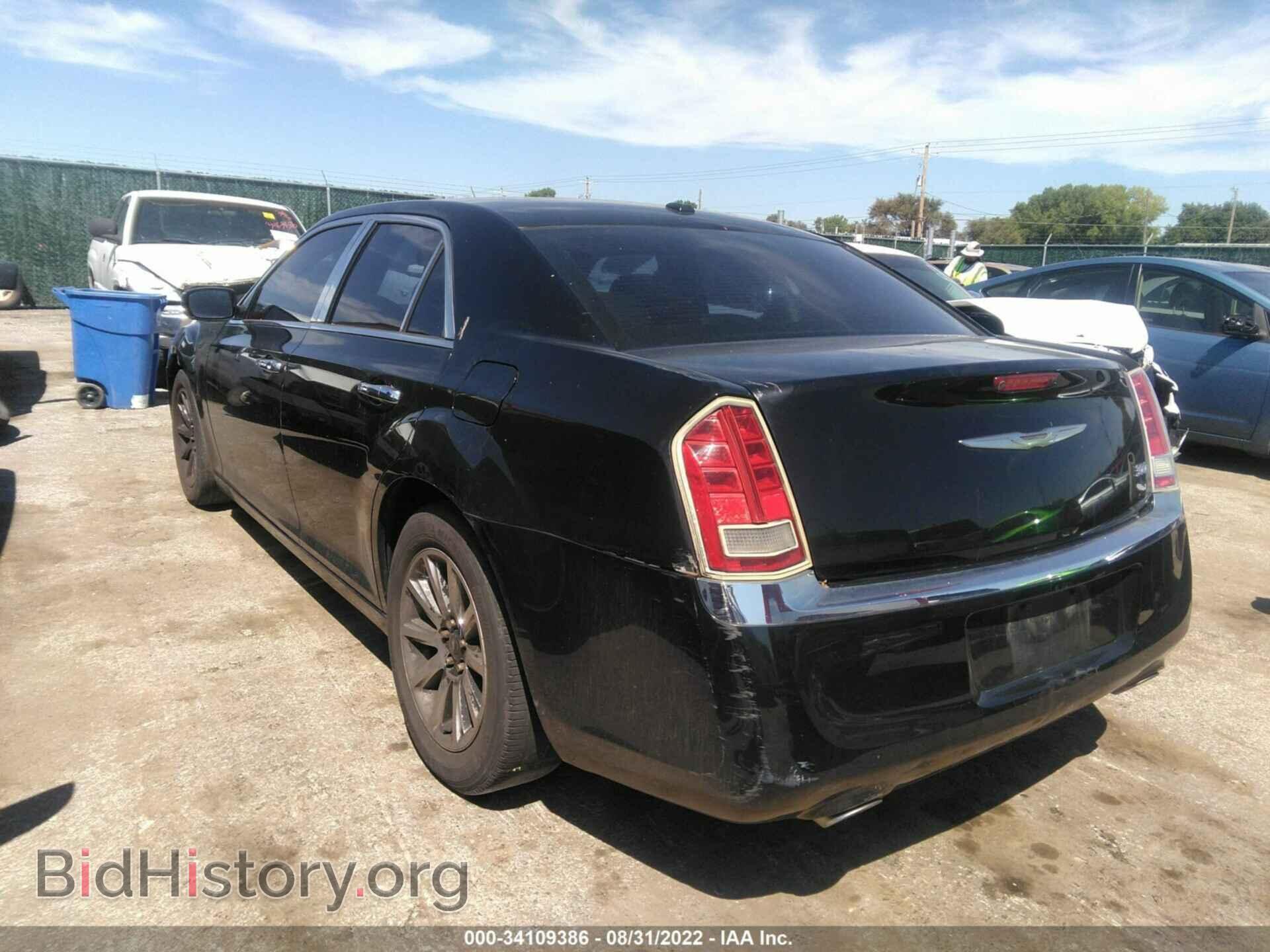 2012 CHRYSLER 300 - VIN: 2C3CCACG5CH113367 - Фото 3