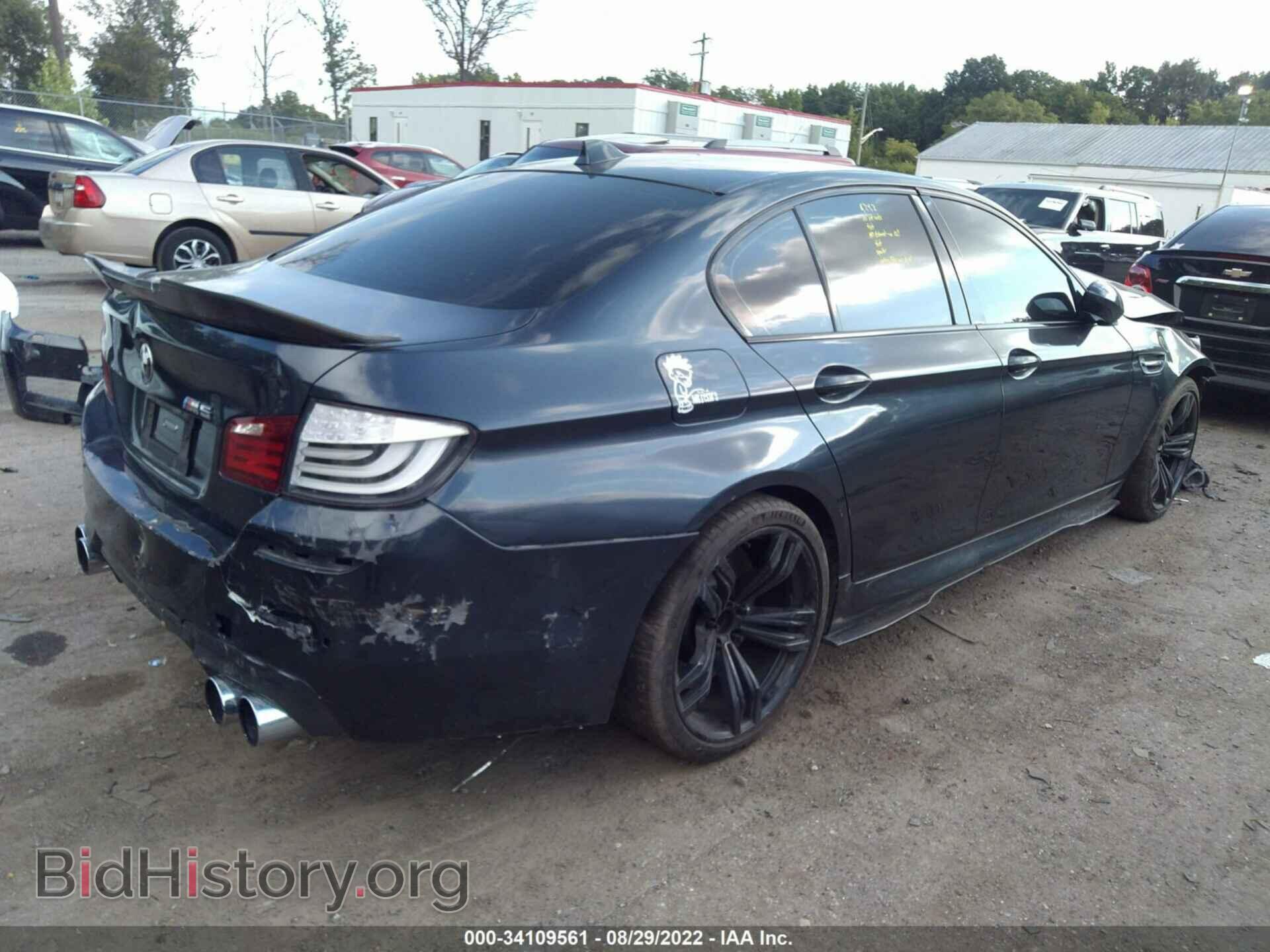 2013 BMW M5 - VIN: WBSFV9C55DD095749 - Photo 4