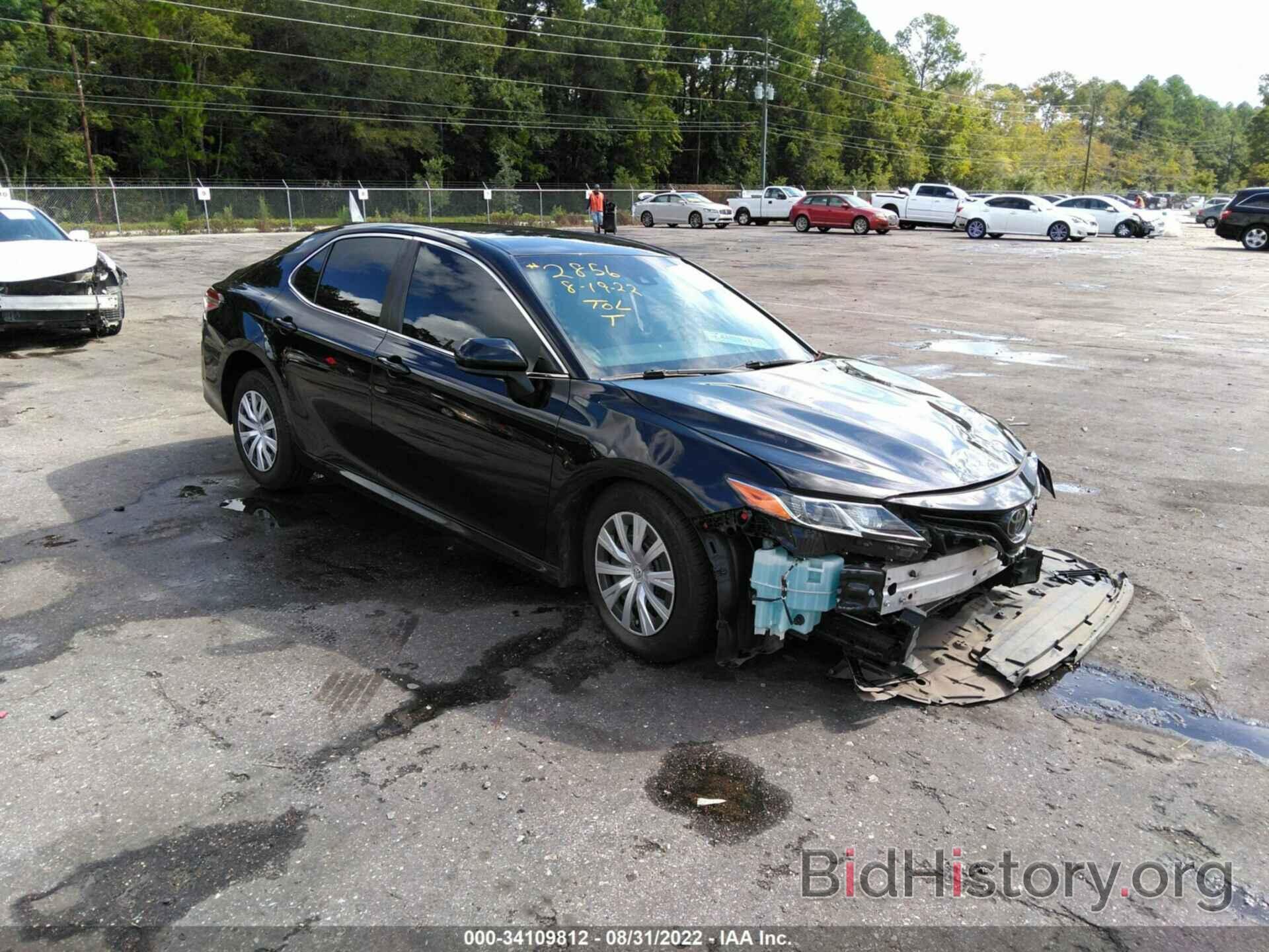 Photo 4T1B11HKXJU536445 - TOYOTA CAMRY 2018