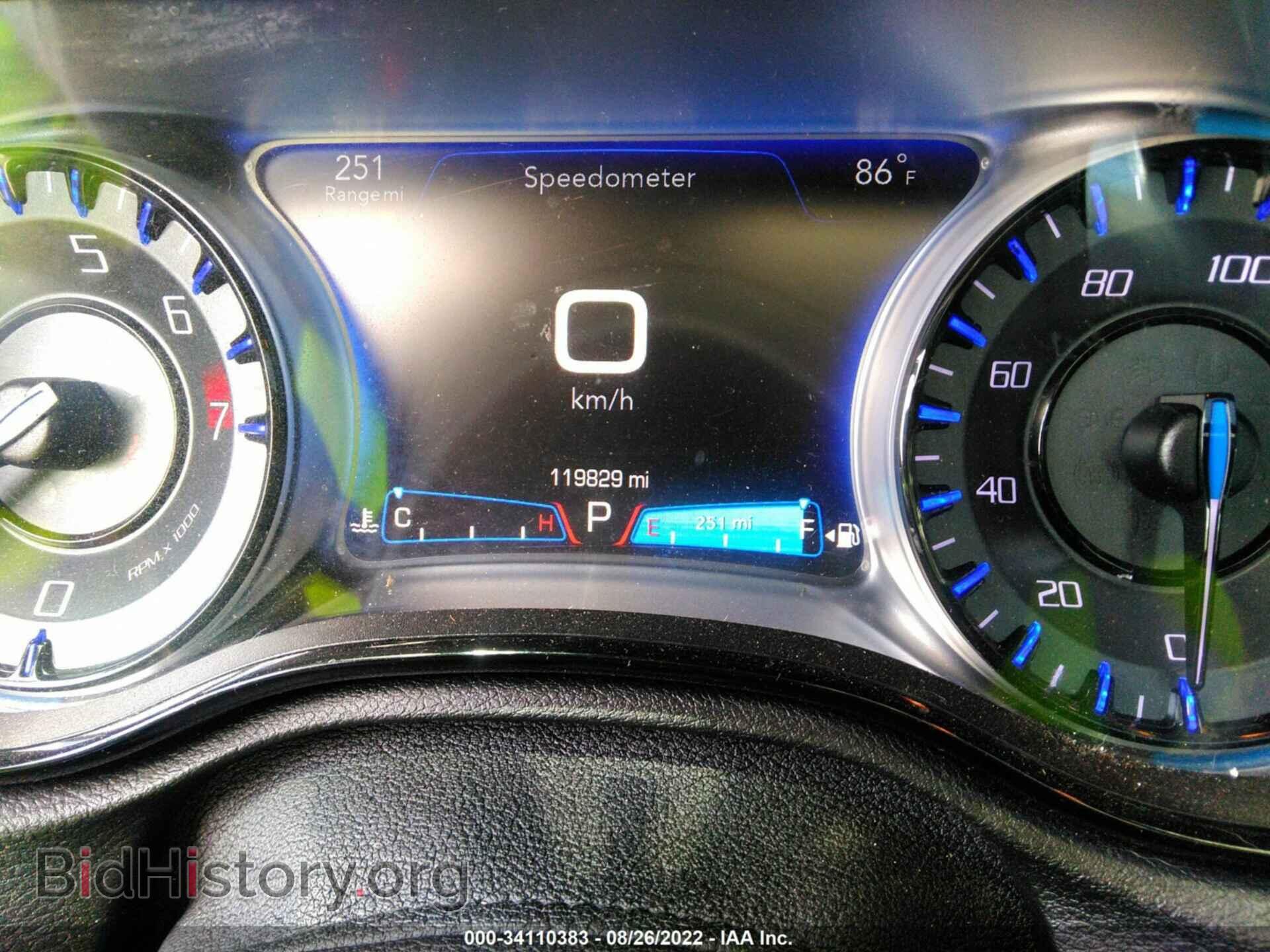 2017 CHRYSLER 300 - VIN: 2C3CCABG0HH577305 - Фото 7