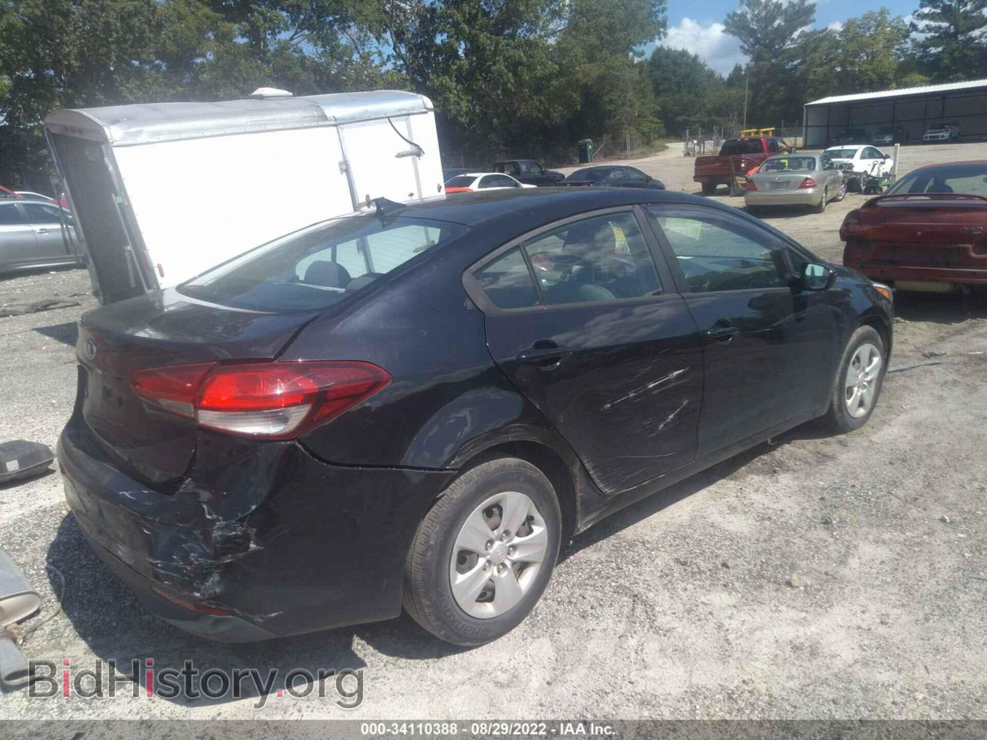 2017 KIA FORTE - VIN: 3KPFK4A74HE058087 - Photo 4