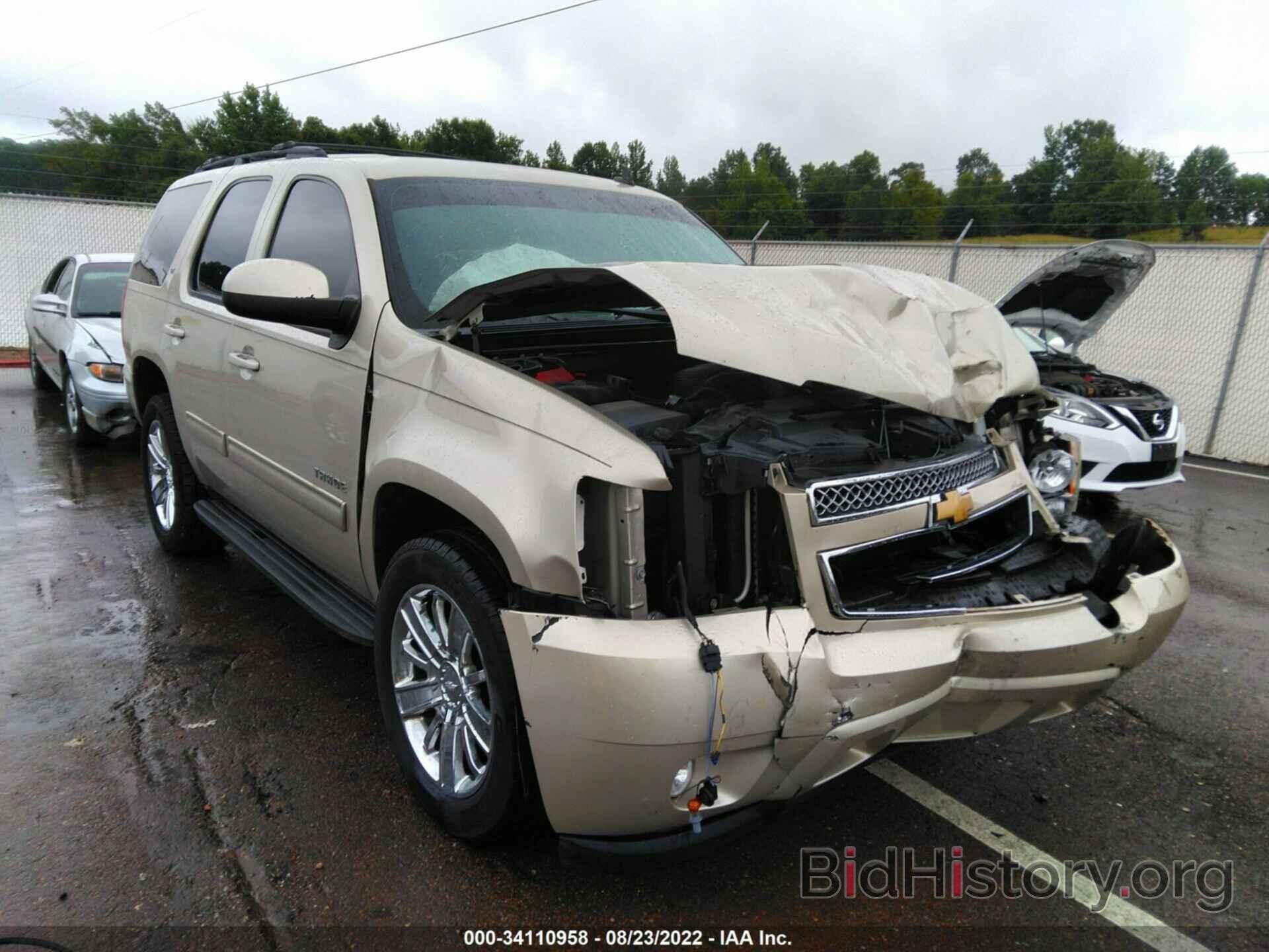 Photo 1GNSCBE08DR296558 - CHEVROLET TAHOE 2013