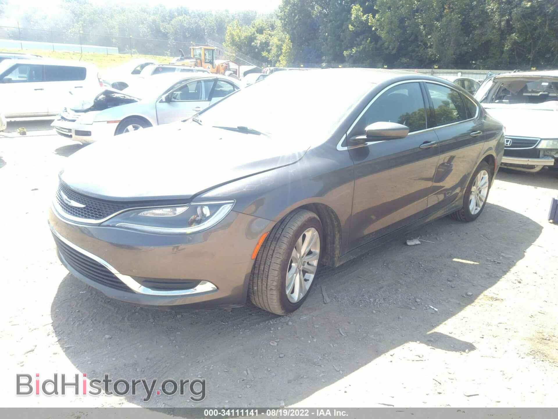 2015 CHRYSLER 200 - VIN: 1C3CCCAB2FN690131 - Фото 2