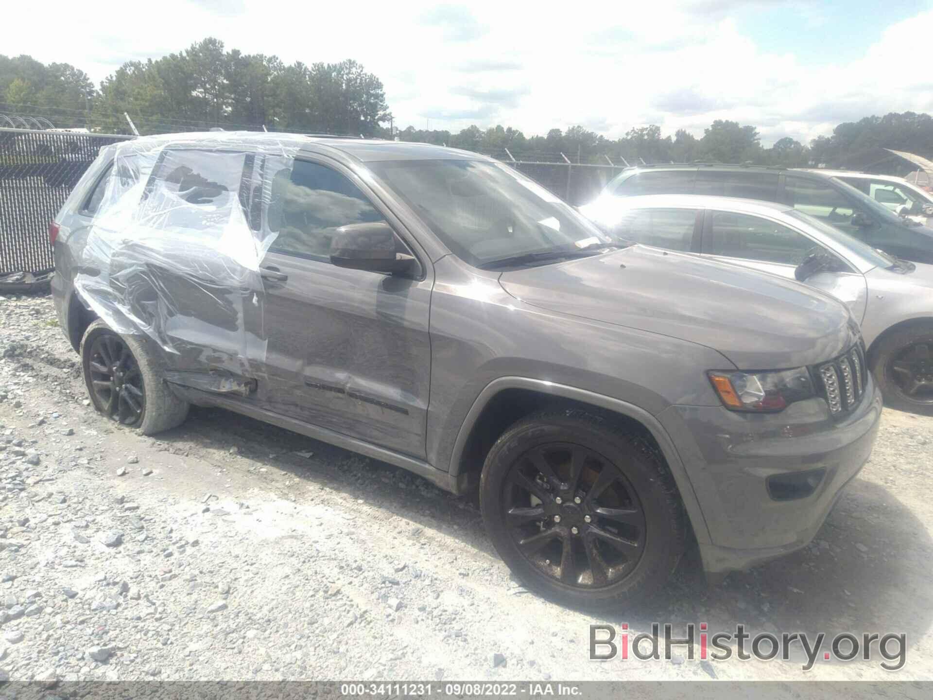 Photo 1C4RJEAG8KC704915 - JEEP GRAND CHEROKEE 2019