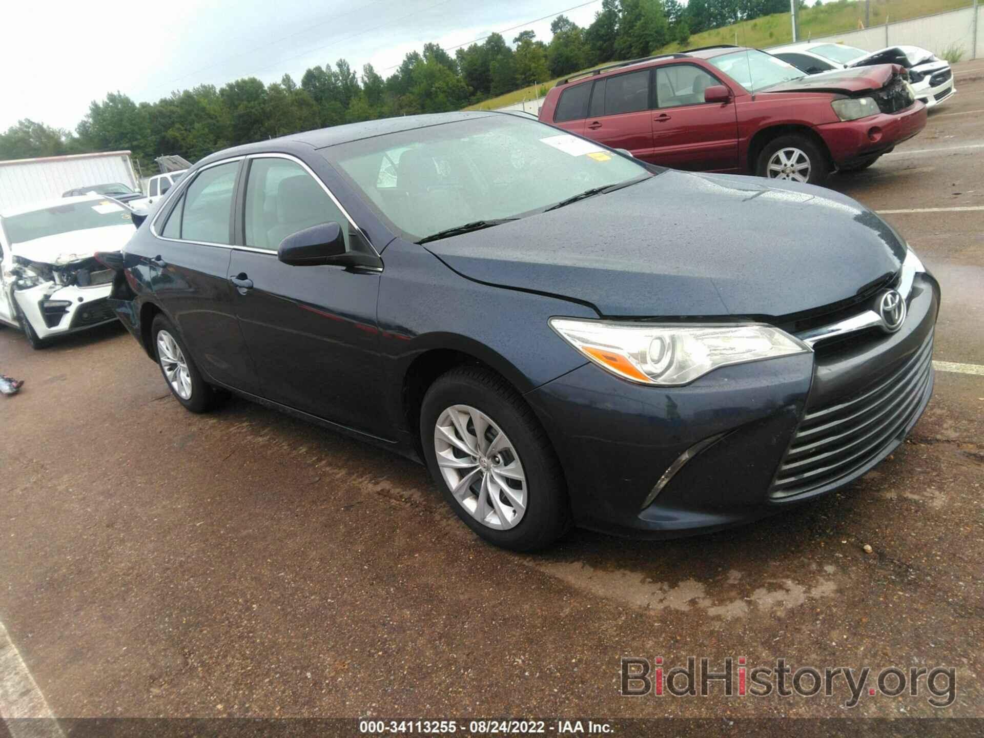 Photo 4T1BF1FK4FU944936 - TOYOTA CAMRY 2015