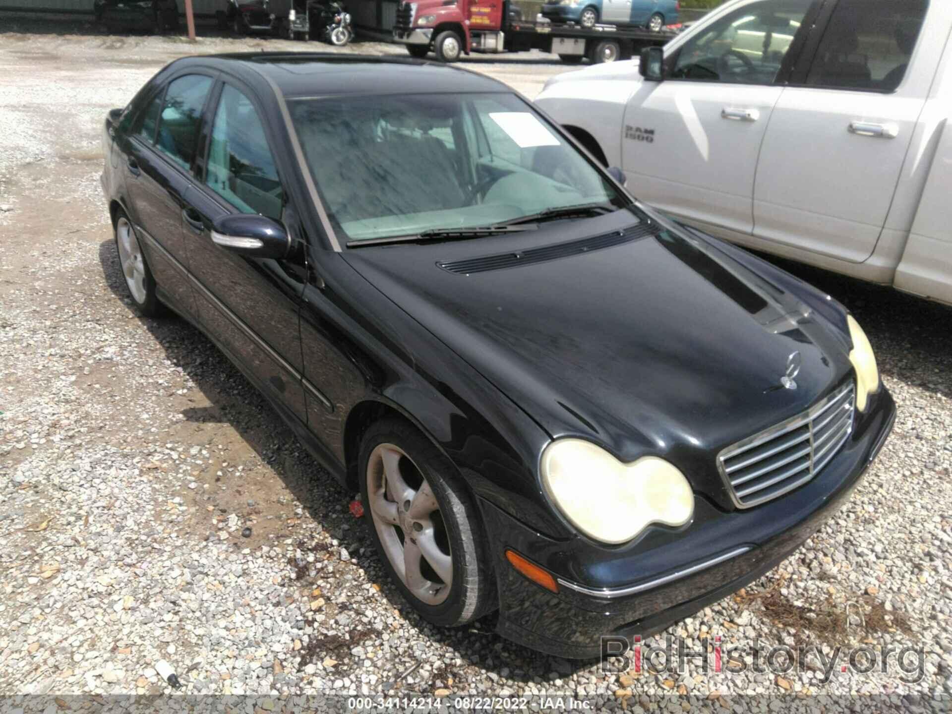 Photo WDBRF52HX6A900802 - MERCEDES-BENZ C-CLASS 2006