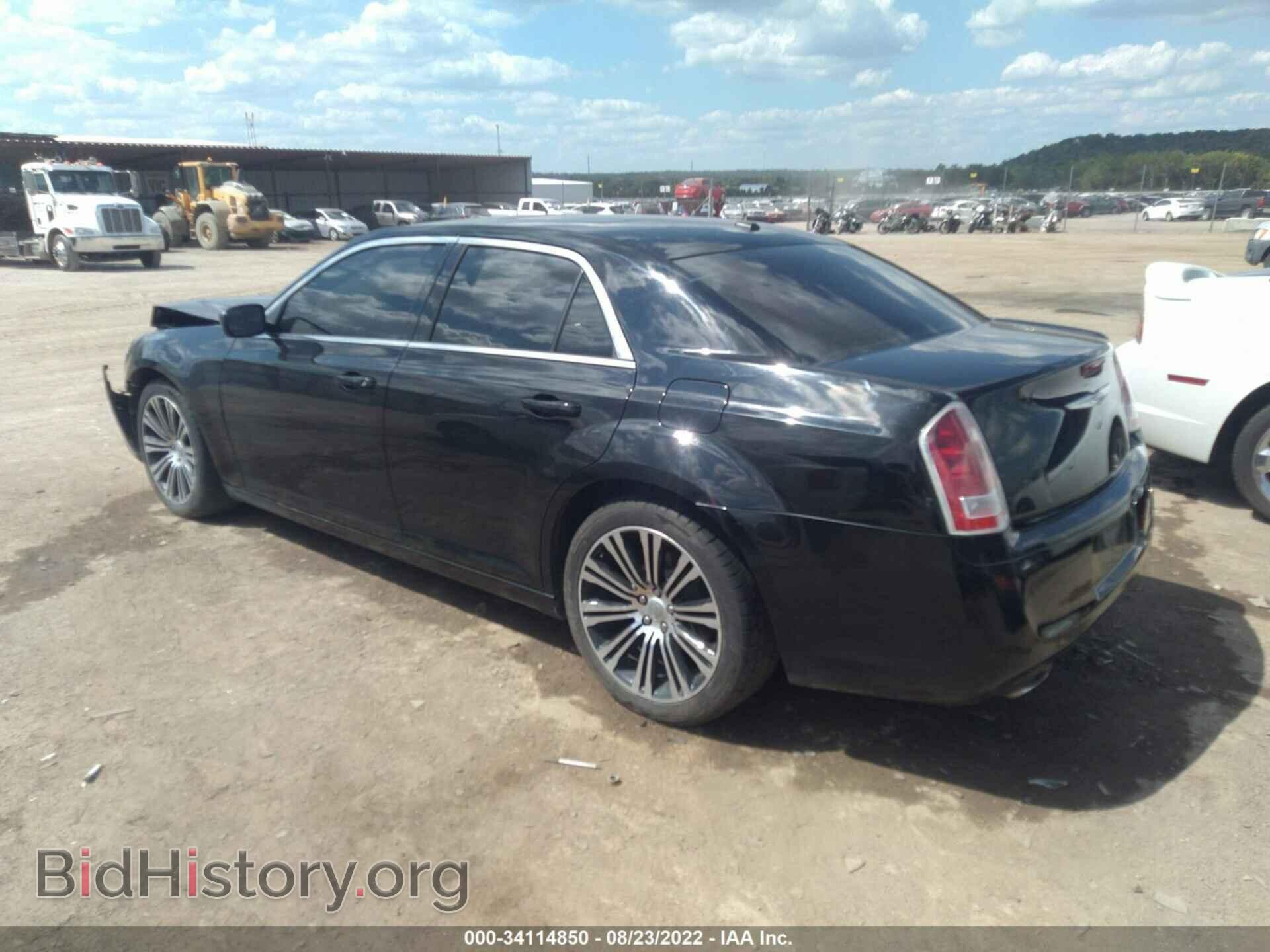 2013 CHRYSLER 300 - VIN: 2C3CCABG7DH504376 - Фото 3