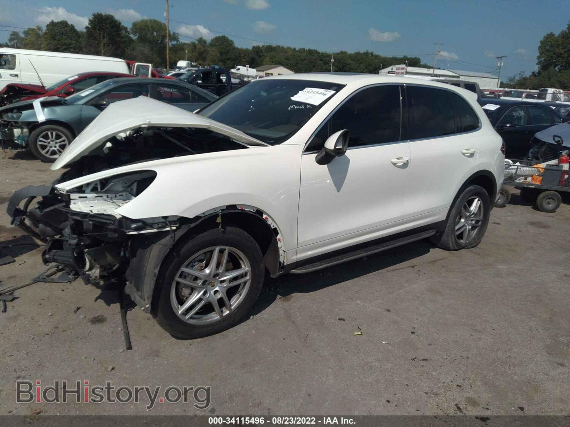 2011 PORSCHE CAYENNE - VIN: WP1AB2A28BLA48291 - Фото 2
