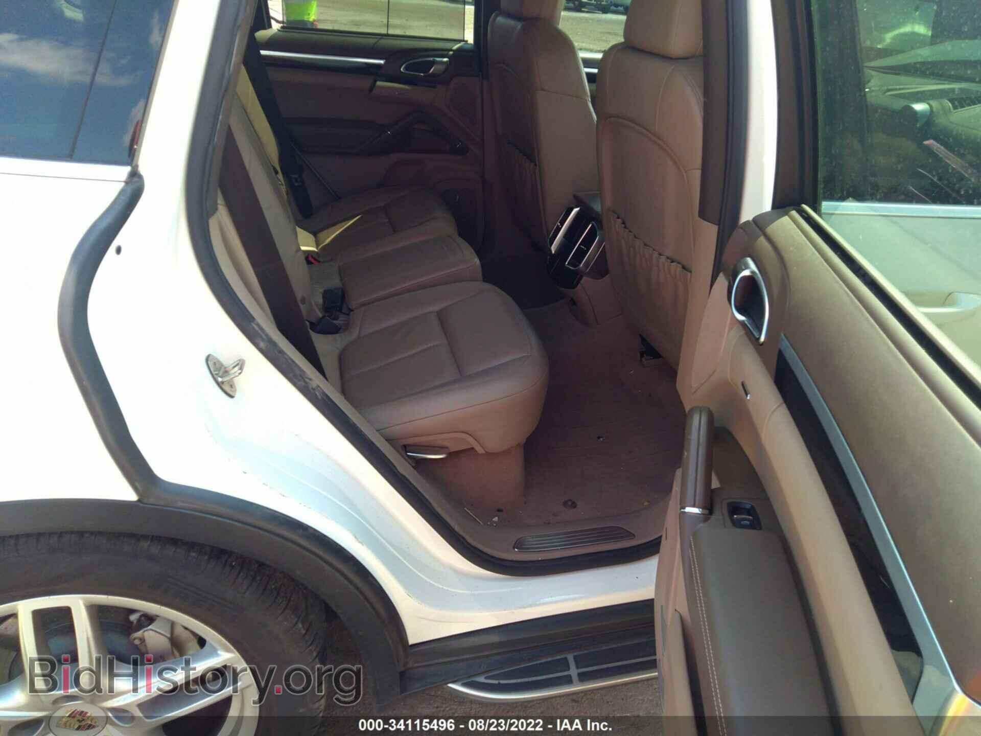 2011 PORSCHE CAYENNE - VIN: WP1AB2A28BLA48291 - Фото 8